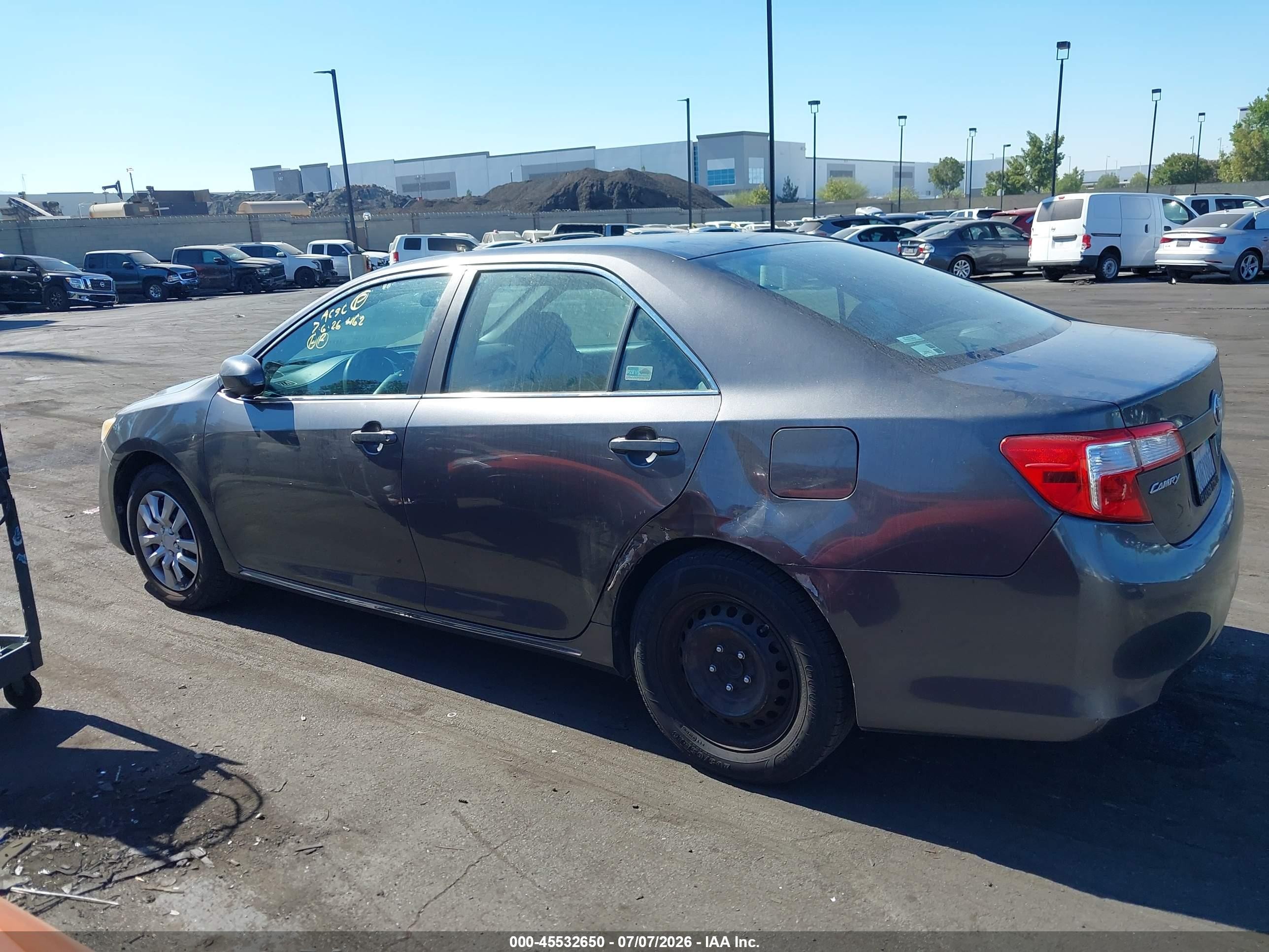 2012 Toyota Camry Le Gray vin: 4T4BF1FK9CR184293