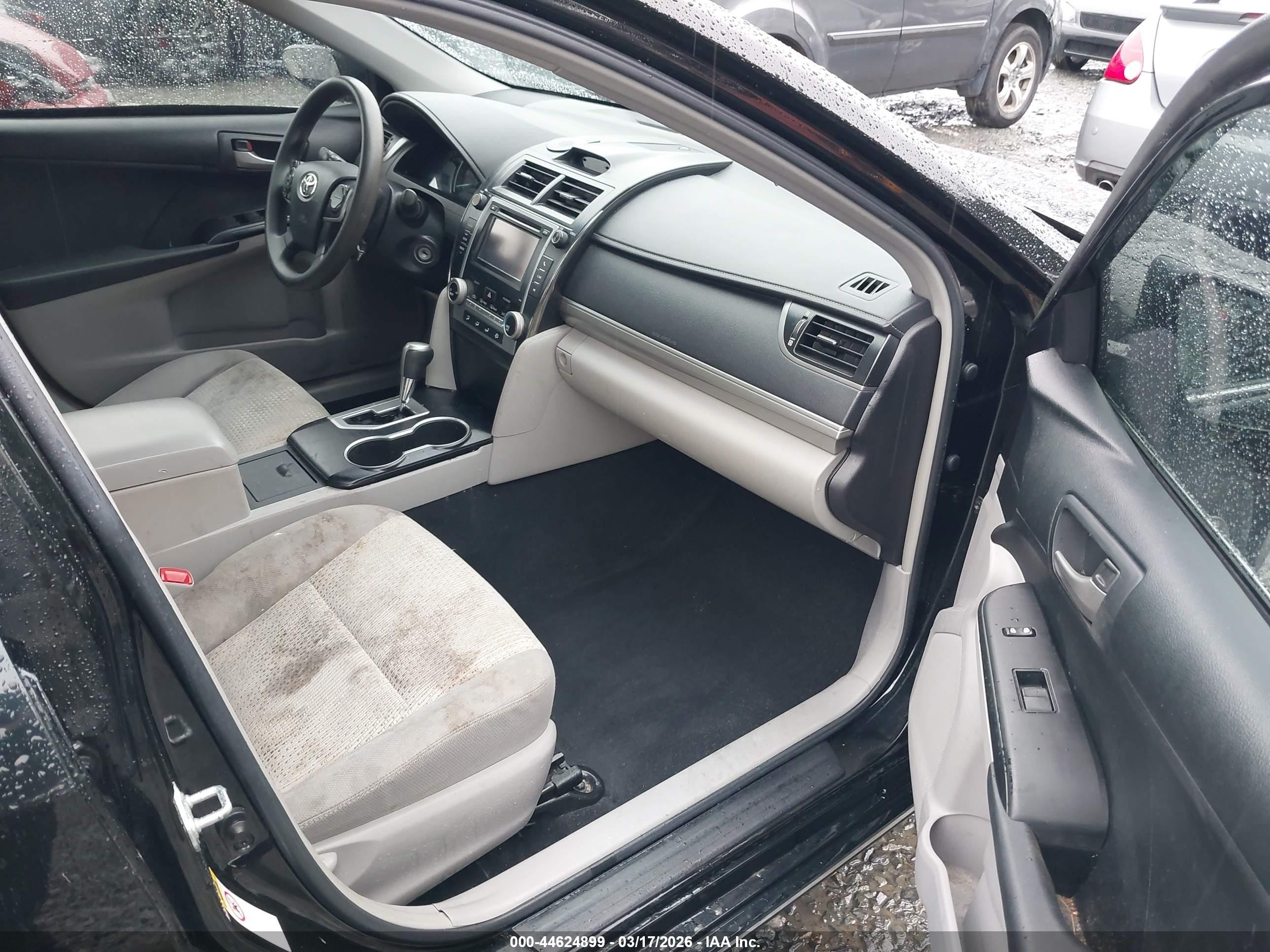 2012 Toyota Camry Le Черный vin: 4T4BF1FK9CR185041