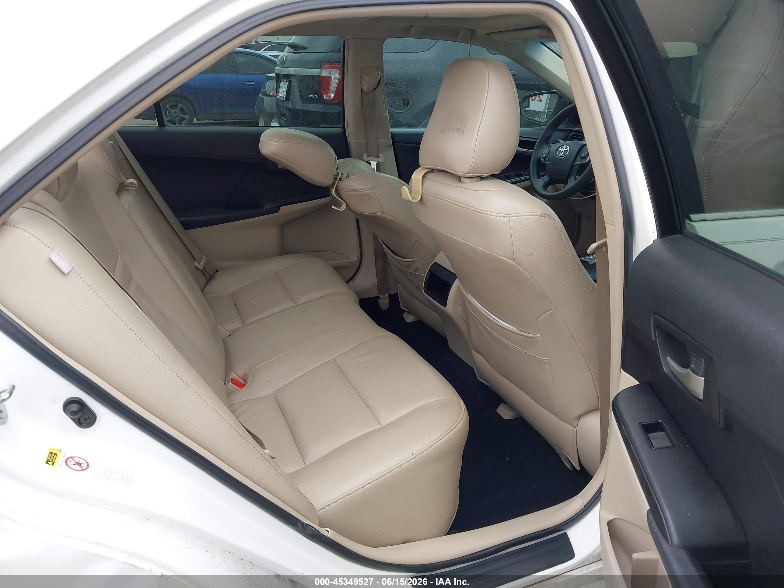 2012 Toyota Camry Le White vin: 4T4BF1FK9CR195097