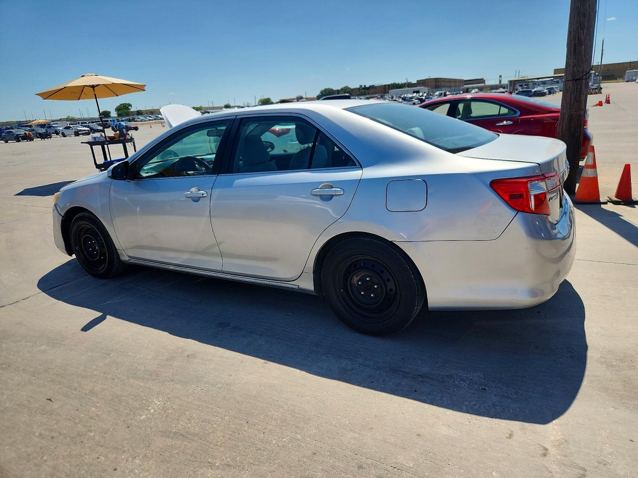 2012 Toyota Camry Le Серебряный vin: 4T4BF1FK9CR195634