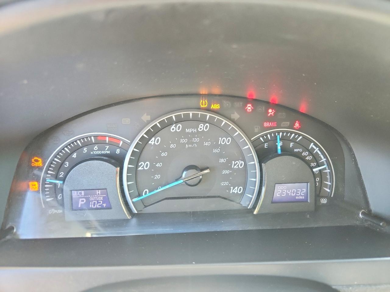 2012 Toyota Camry Le Серебряный vin: 4T4BF1FK9CR195634