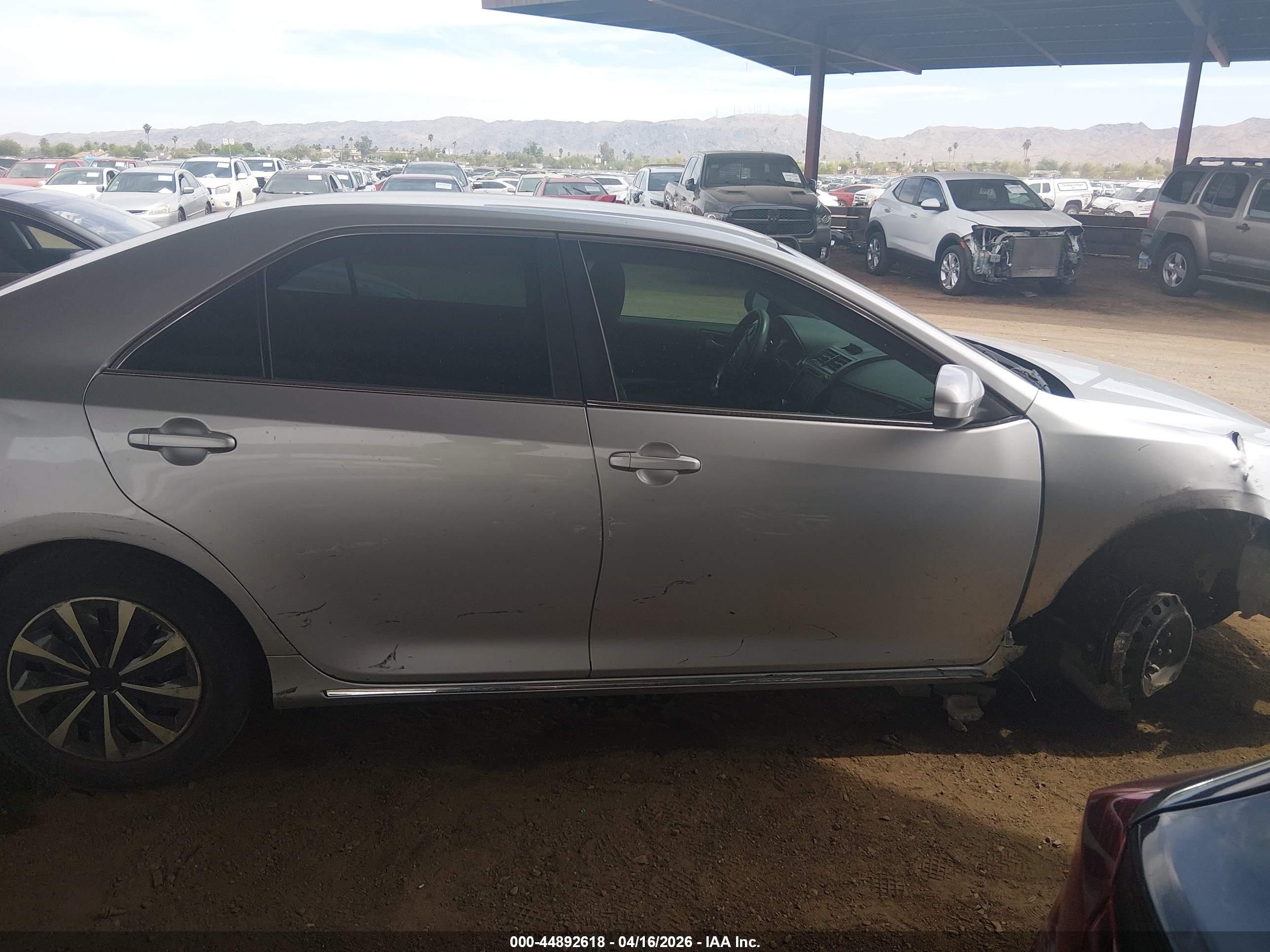 2012 Toyota Camry Le Серебряный vin: 4T4BF1FK9CR212576