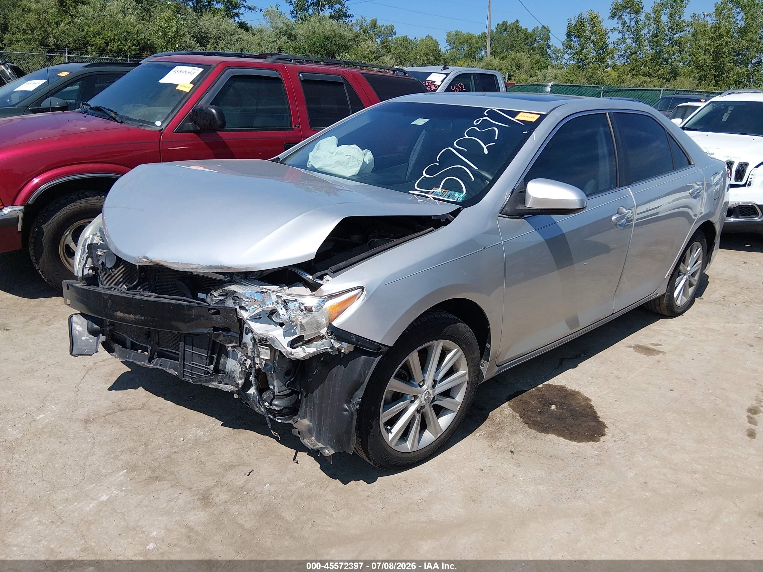 2012 Toyota Camry Xle Silver vin: 4T4BF1FK9CR213095