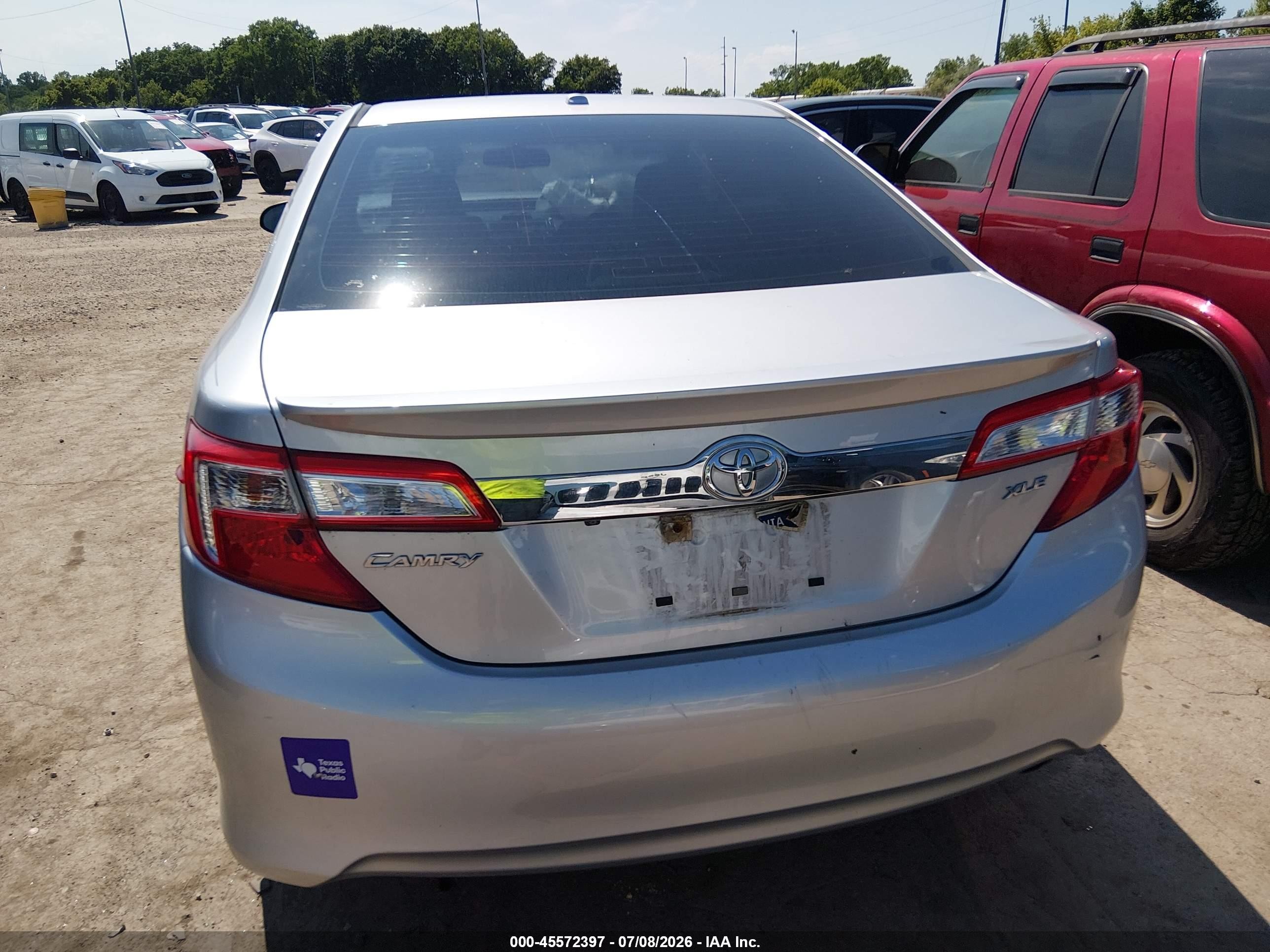 2012 Toyota Camry Xle Silver vin: 4T4BF1FK9CR213095