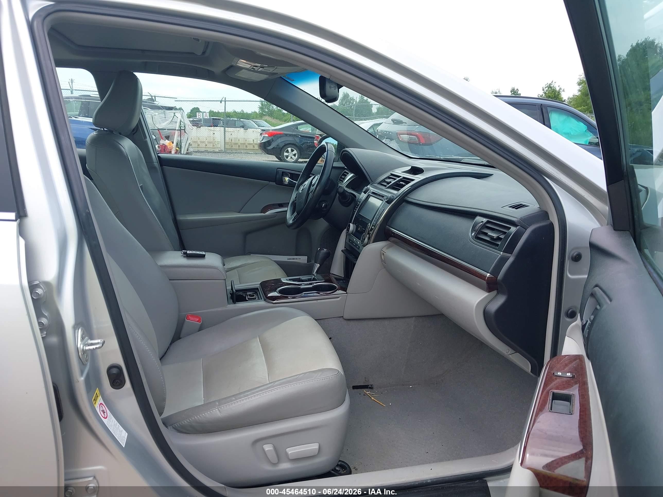 2012 Toyota Camry Xle Silver vin: 4T4BF1FK9CR221925