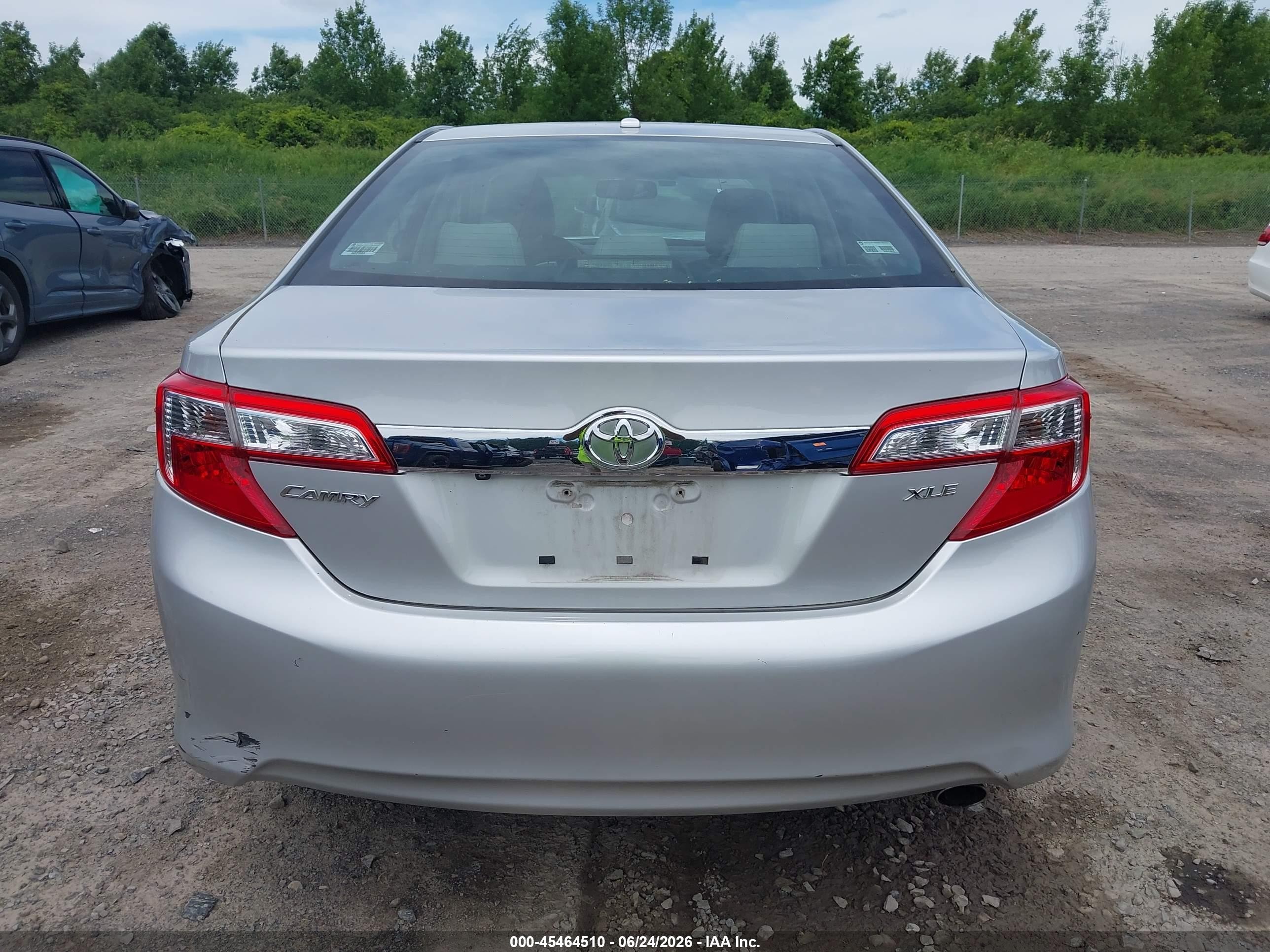 2012 Toyota Camry Xle Silver vin: 4T4BF1FK9CR221925