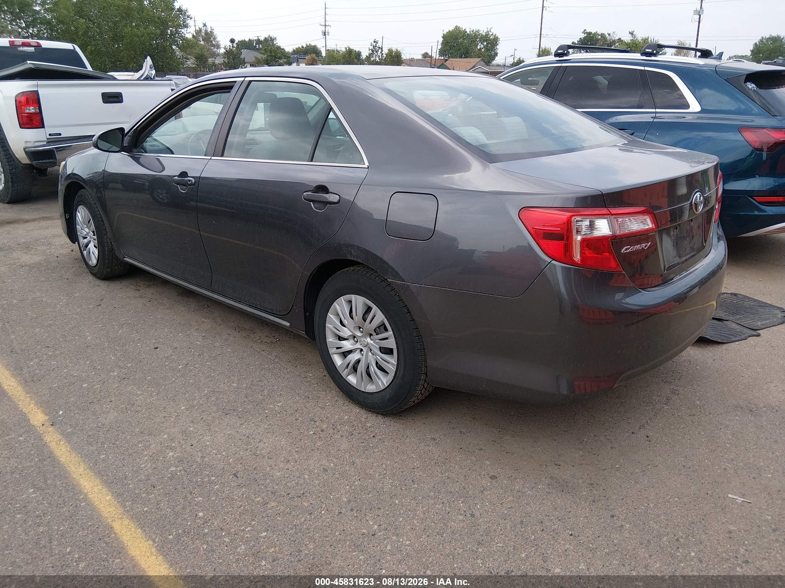 2012 Toyota Camry Le Gray vin: 4T4BF1FK9CR243035
