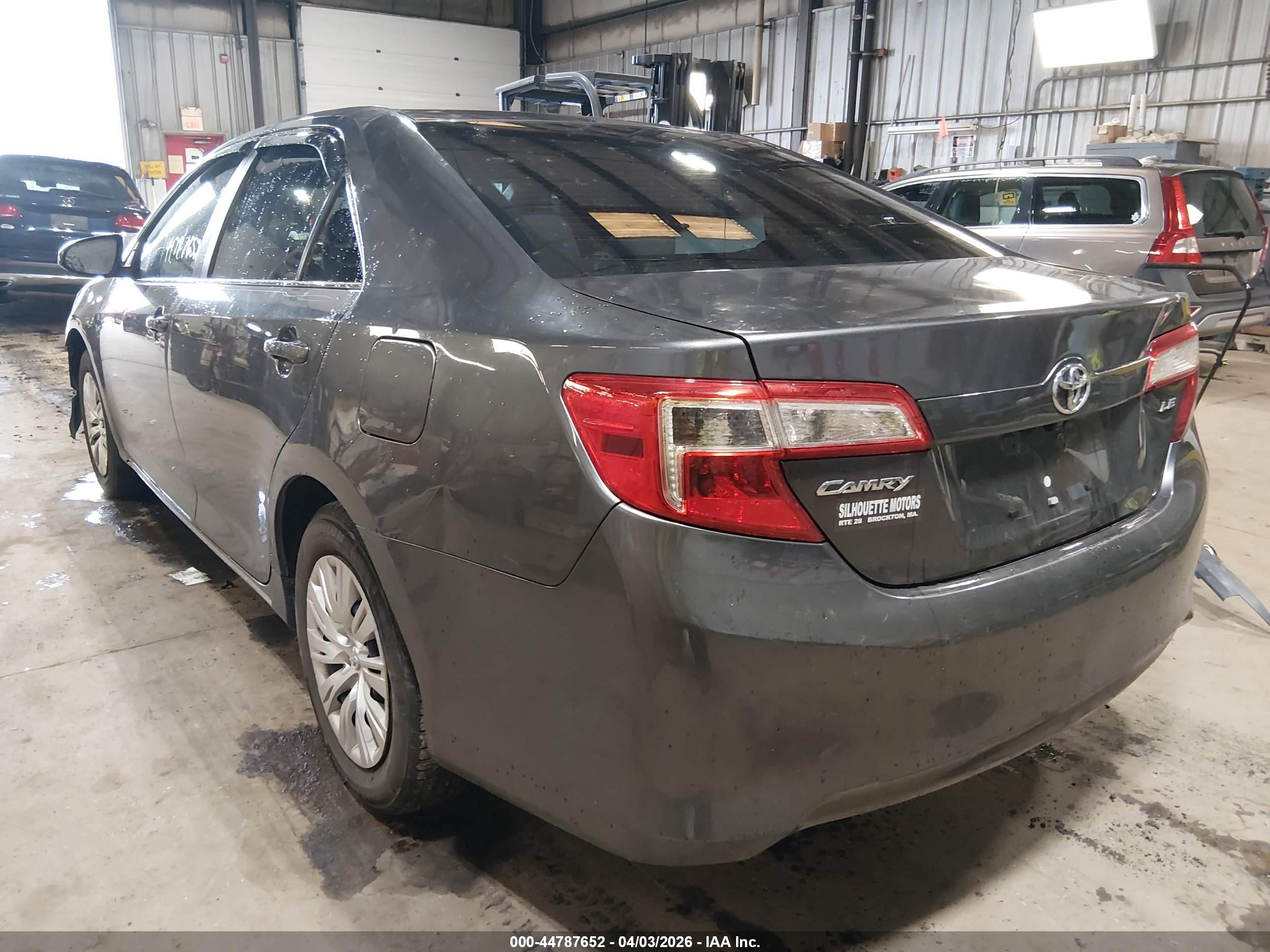 2012 Toyota Camry Le Gray vin: 4T4BF1FK9CR243083