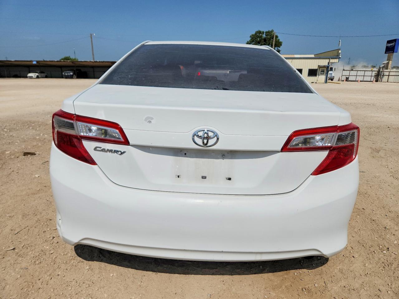2012 Toyota Camry L Белый vin: 4T4BF1FK9CR249434