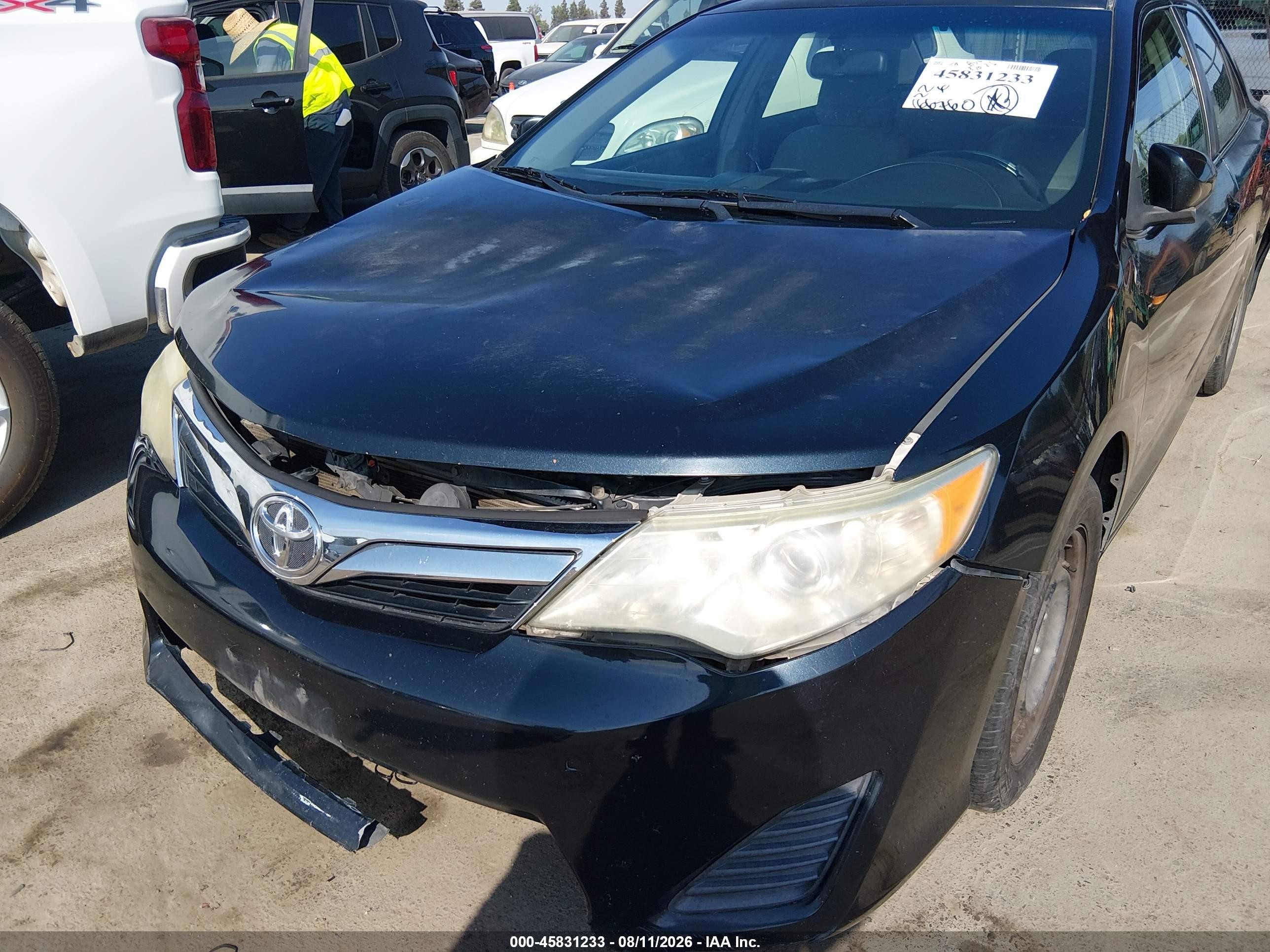 2012 Toyota Camry Le Navy vin: 4T4BF1FK9CR254620