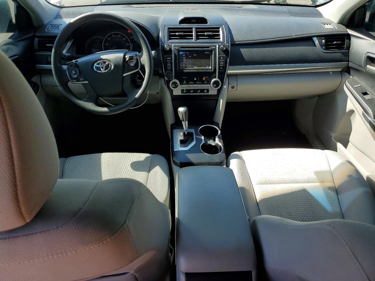 2012 Toyota Camry Le Серебряный vin: 4T4BF1FK9CR267500
