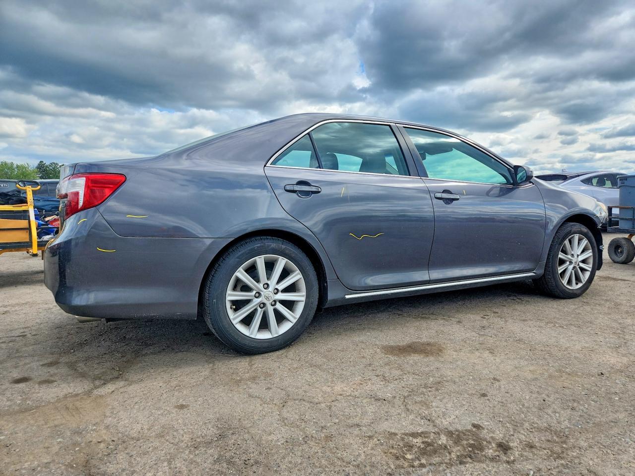 2013 Toyota Camry Xle Gray vin: 4T4BF1FK9DR285996