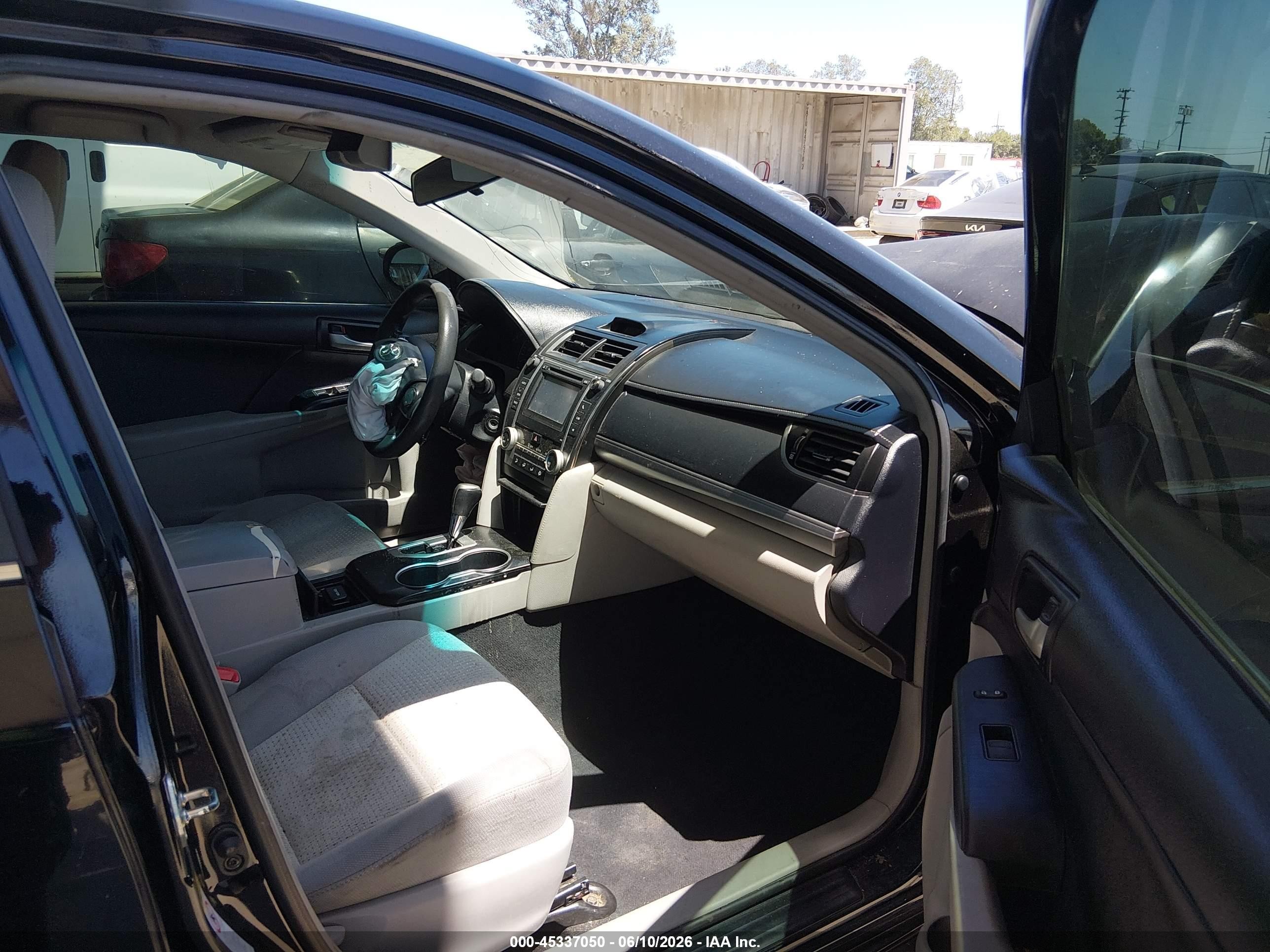 2013 Toyota Camry Le Black vin: 4T4BF1FK9DR287781