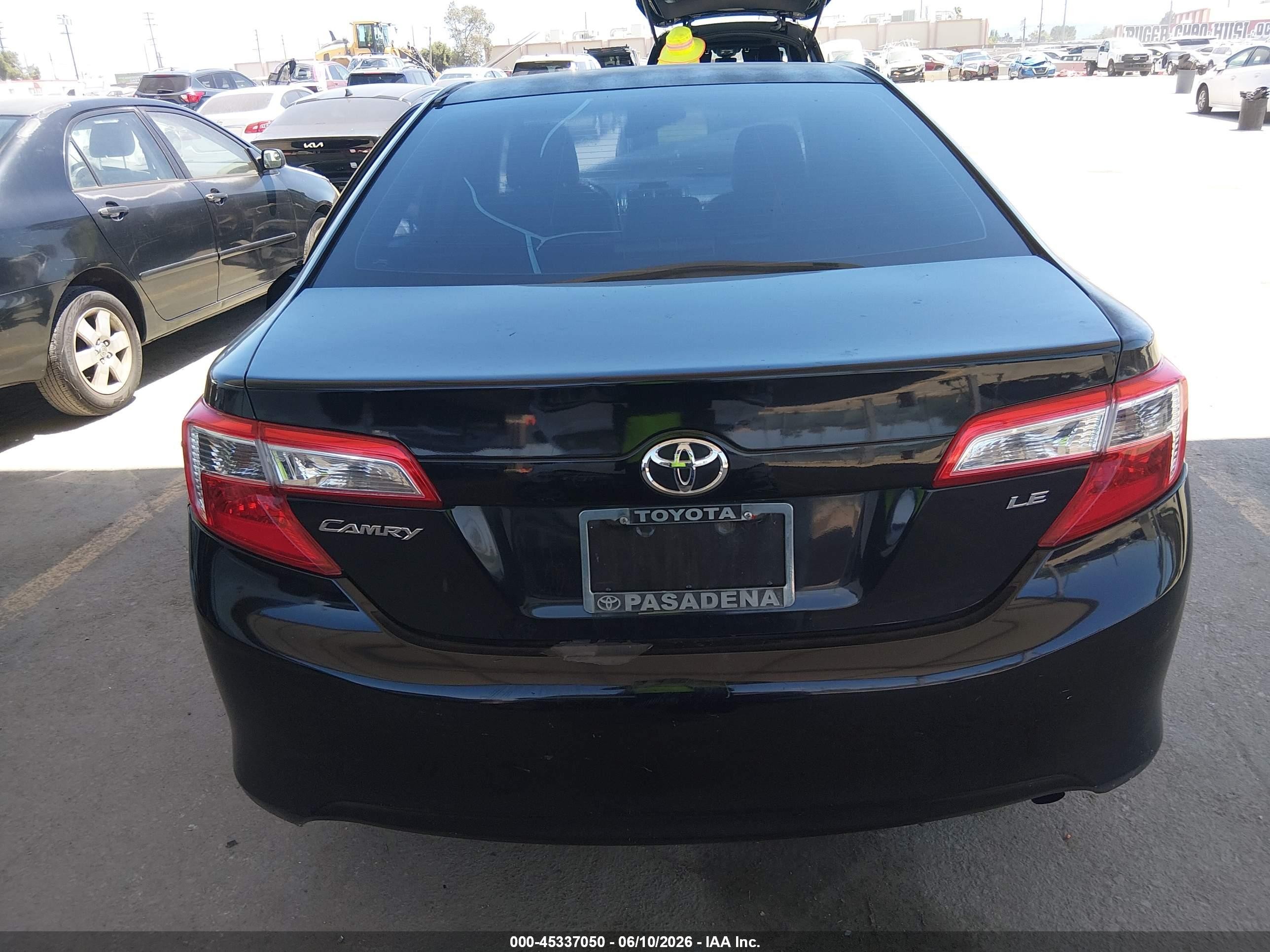 2013 Toyota Camry Le Black vin: 4T4BF1FK9DR287781