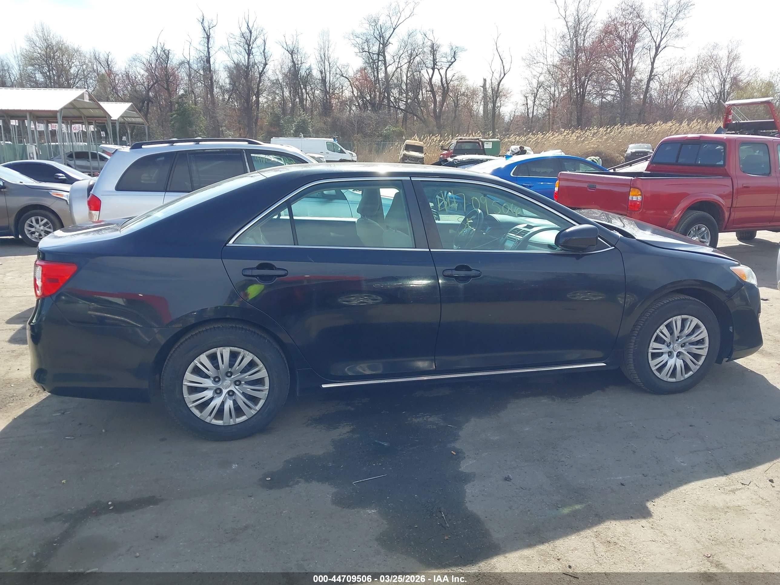 2013 Toyota Camry Le Черный vin: 4T4BF1FK9DR289112