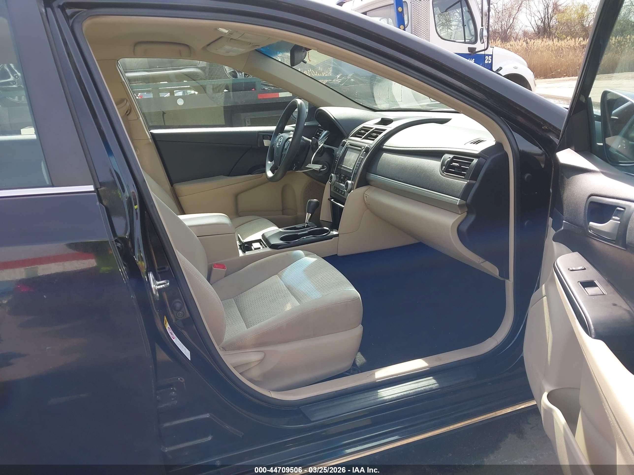 2013 Toyota Camry Le Черный vin: 4T4BF1FK9DR289112