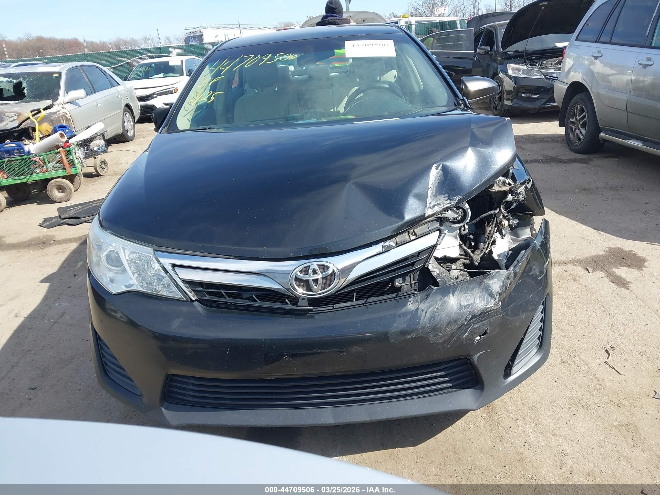 2013 Toyota Camry Le Черный vin: 4T4BF1FK9DR289112