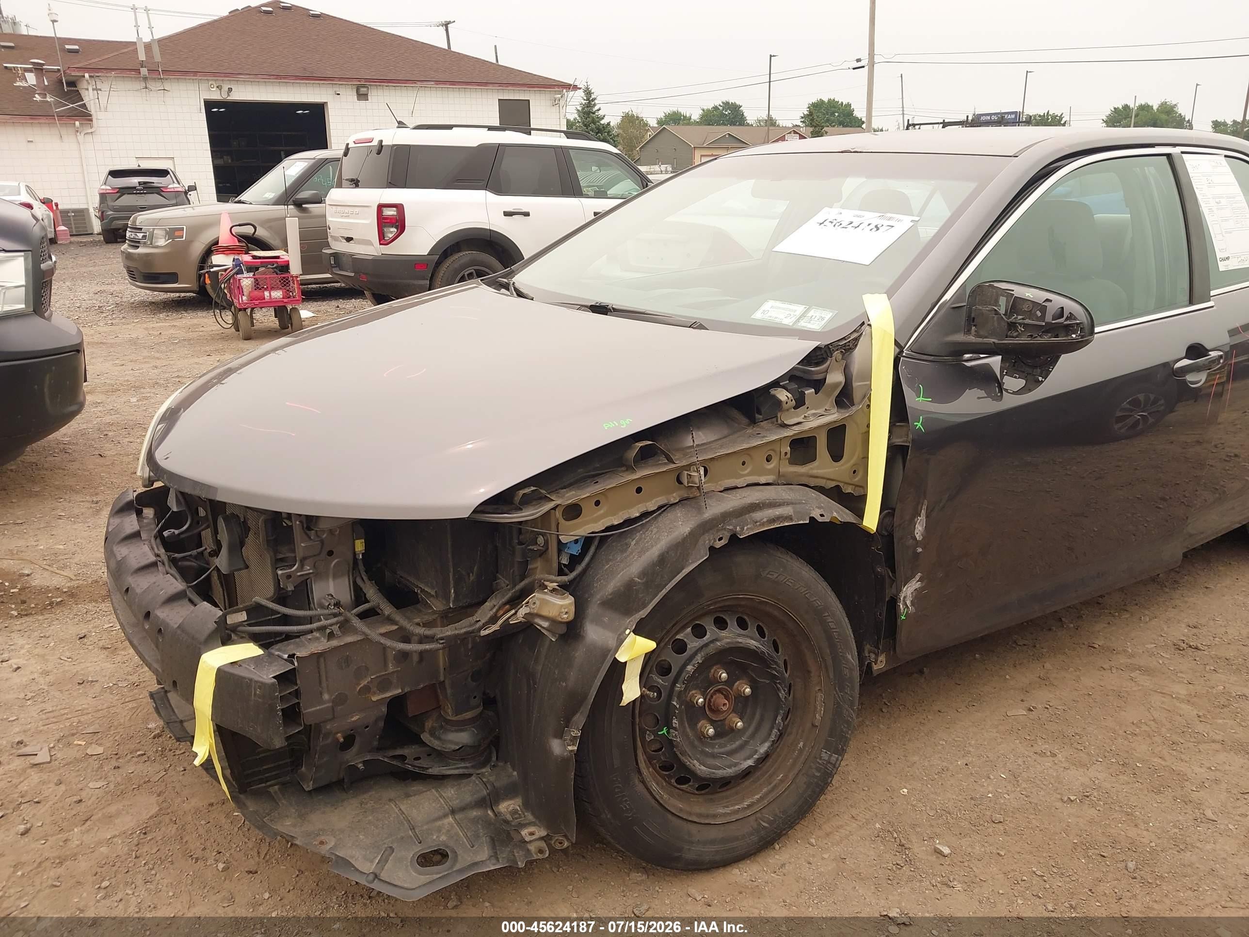2013 Toyota Camry Le Gray vin: 4T4BF1FK9DR290891