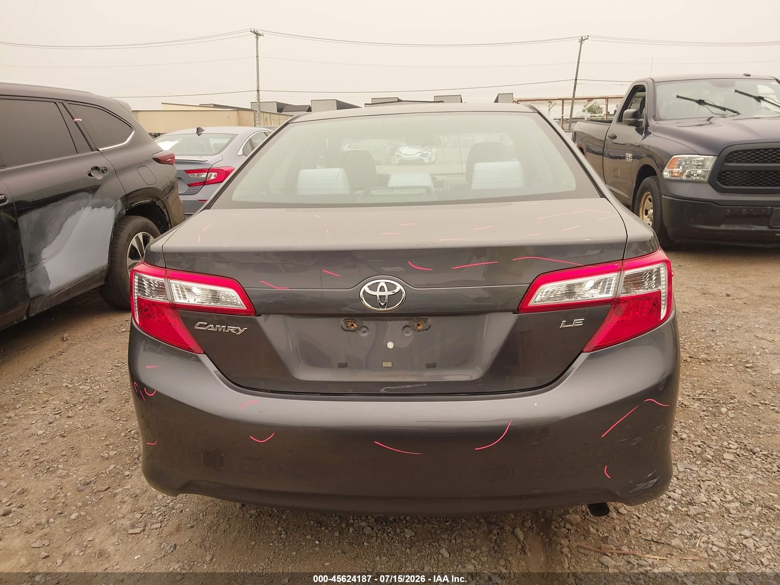 2013 Toyota Camry Le Gray vin: 4T4BF1FK9DR290891