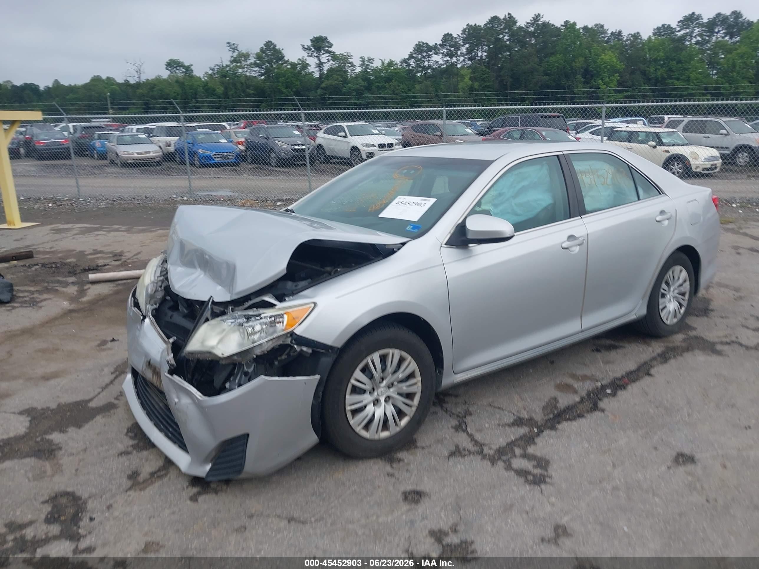 2013 Toyota Camry Le Silver vin: 4T4BF1FK9DR296643