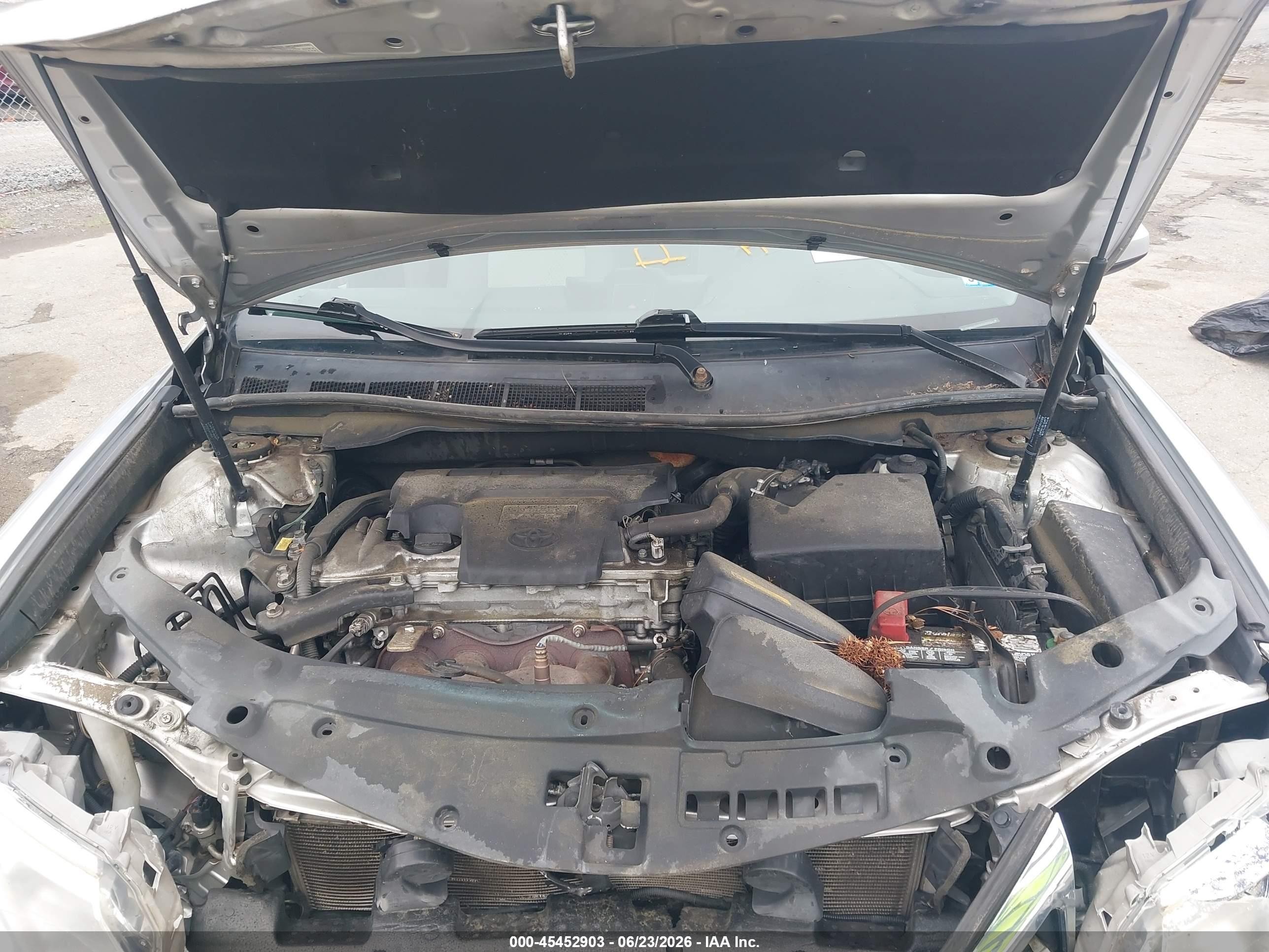 2013 Toyota Camry Le Silver vin: 4T4BF1FK9DR296643