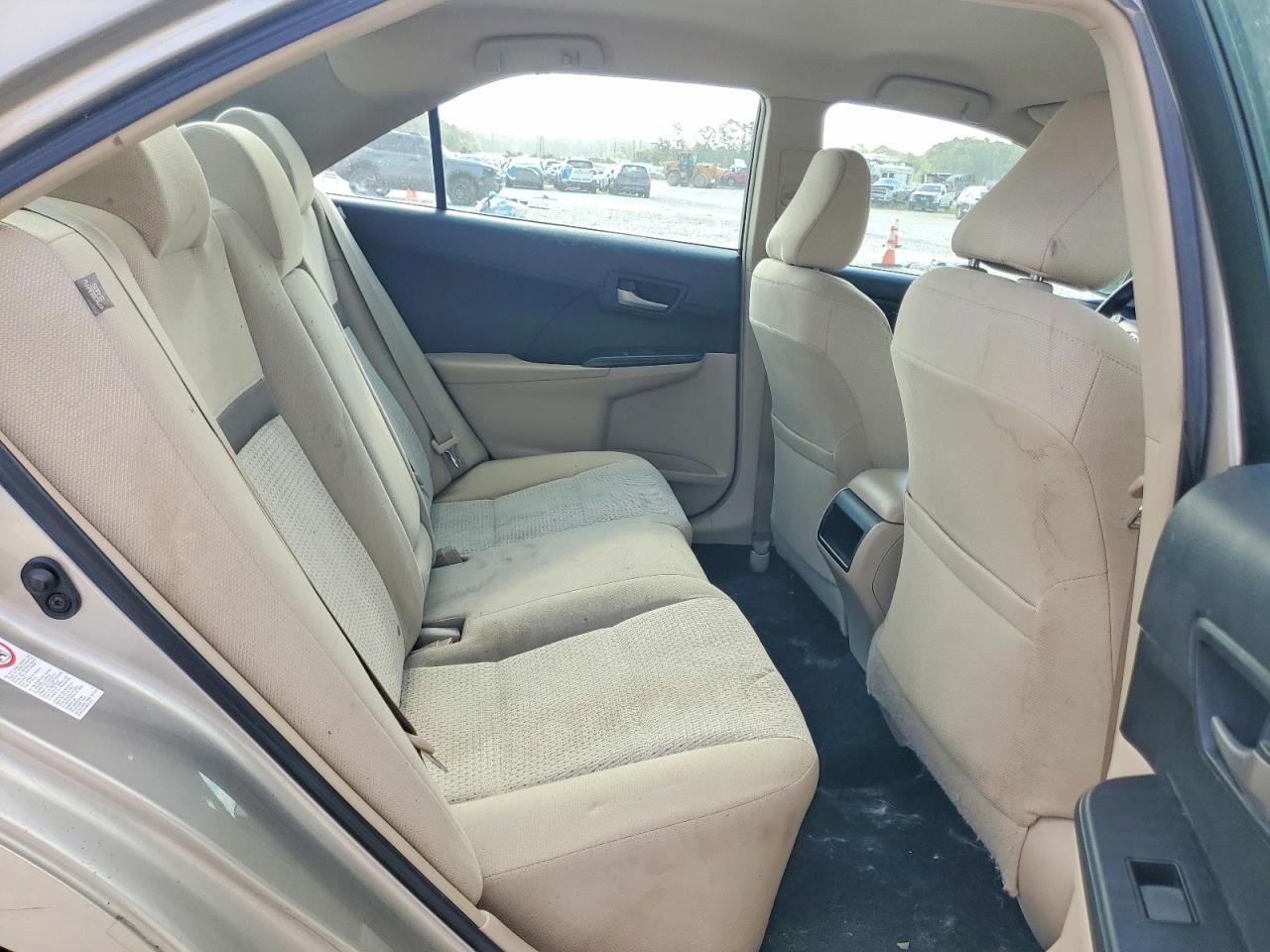 2013 Toyota Camry Le Beige vin: 4T4BF1FK9DR299607