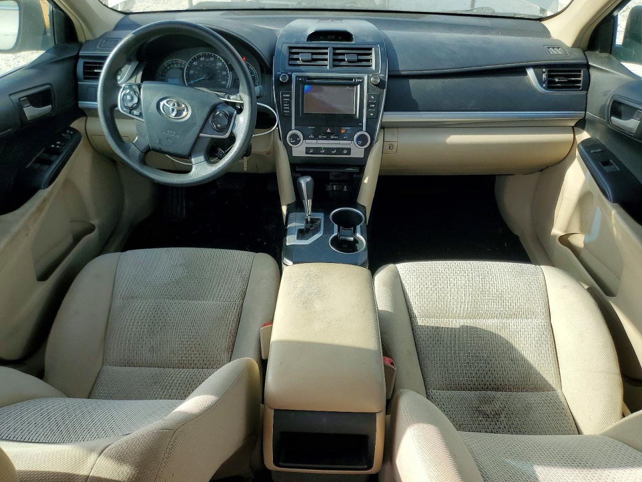 2013 Toyota Camry Le Beige vin: 4T4BF1FK9DR299607