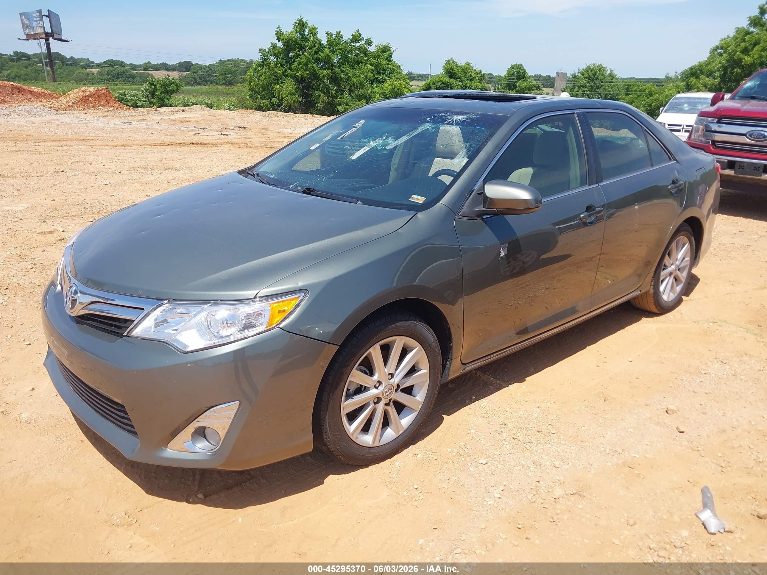 2013 Toyota Camry Xle Green vin: 4T4BF1FK9DR299655