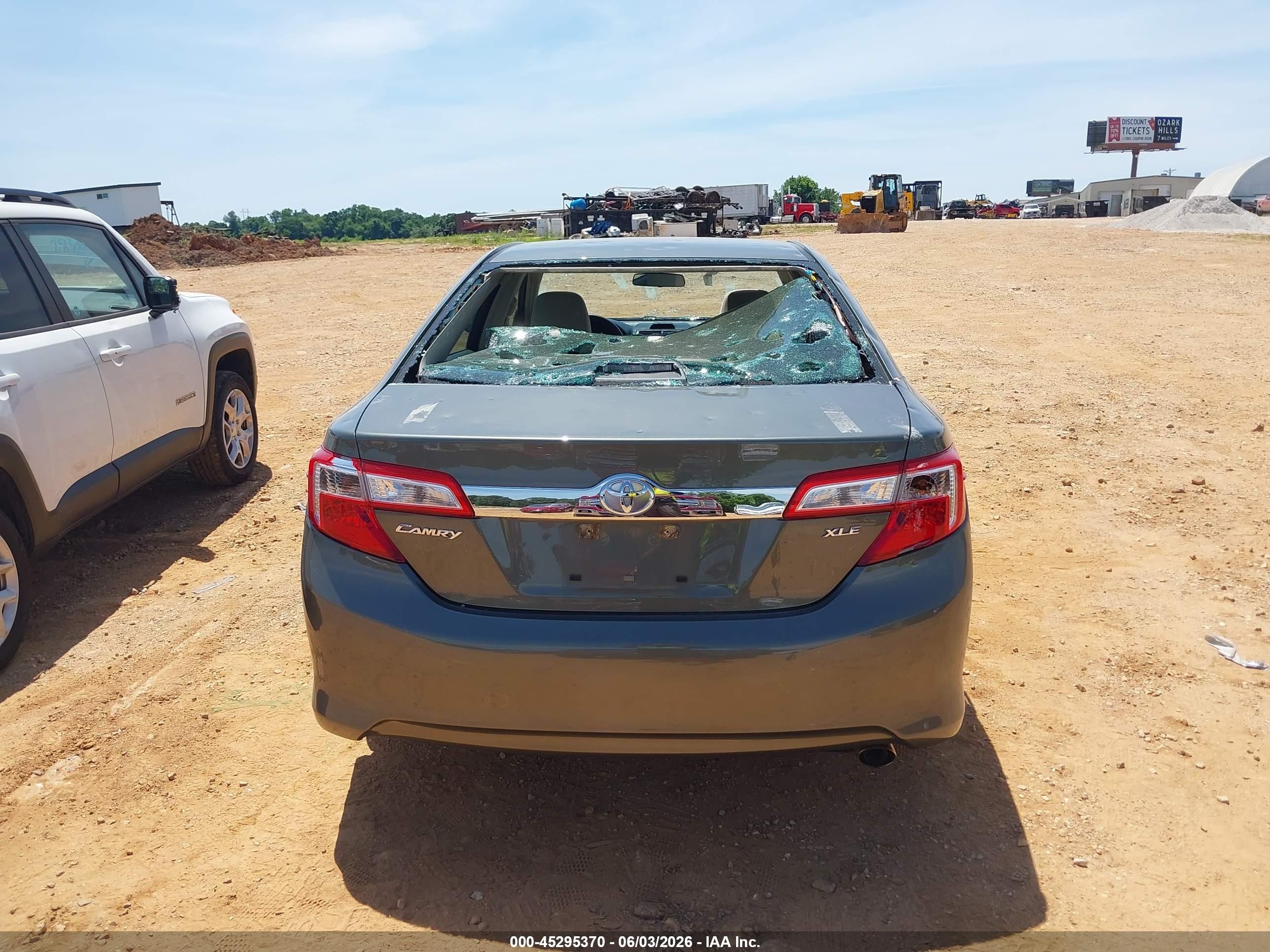 2013 Toyota Camry Xle Green vin: 4T4BF1FK9DR299655
