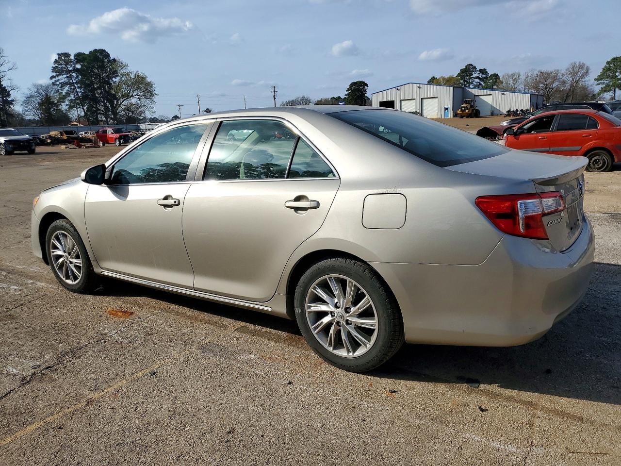 2013 Toyota Camry L Silver vin: 4T4BF1FK9DR309083