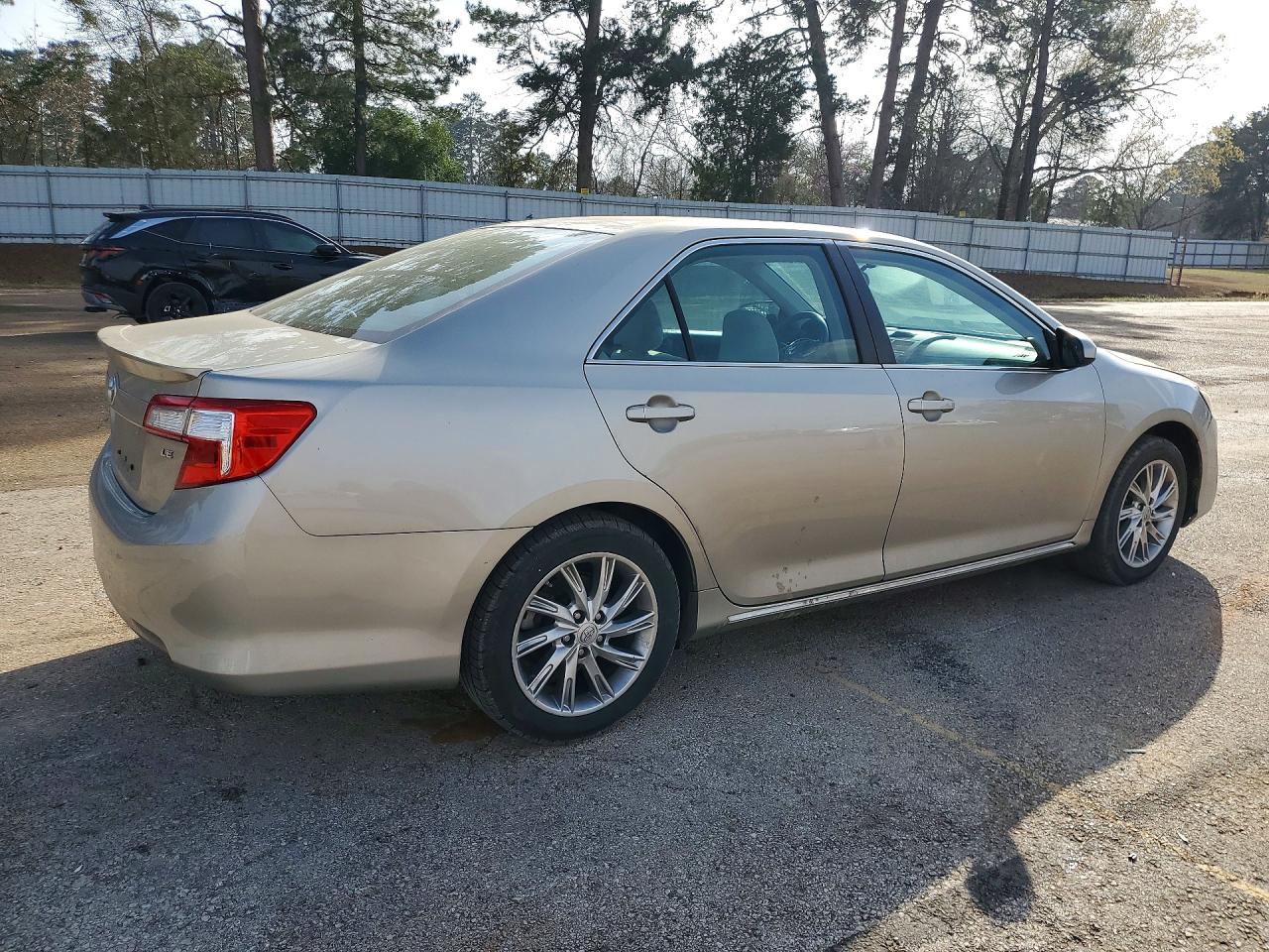 2013 Toyota Camry L Silver vin: 4T4BF1FK9DR309083