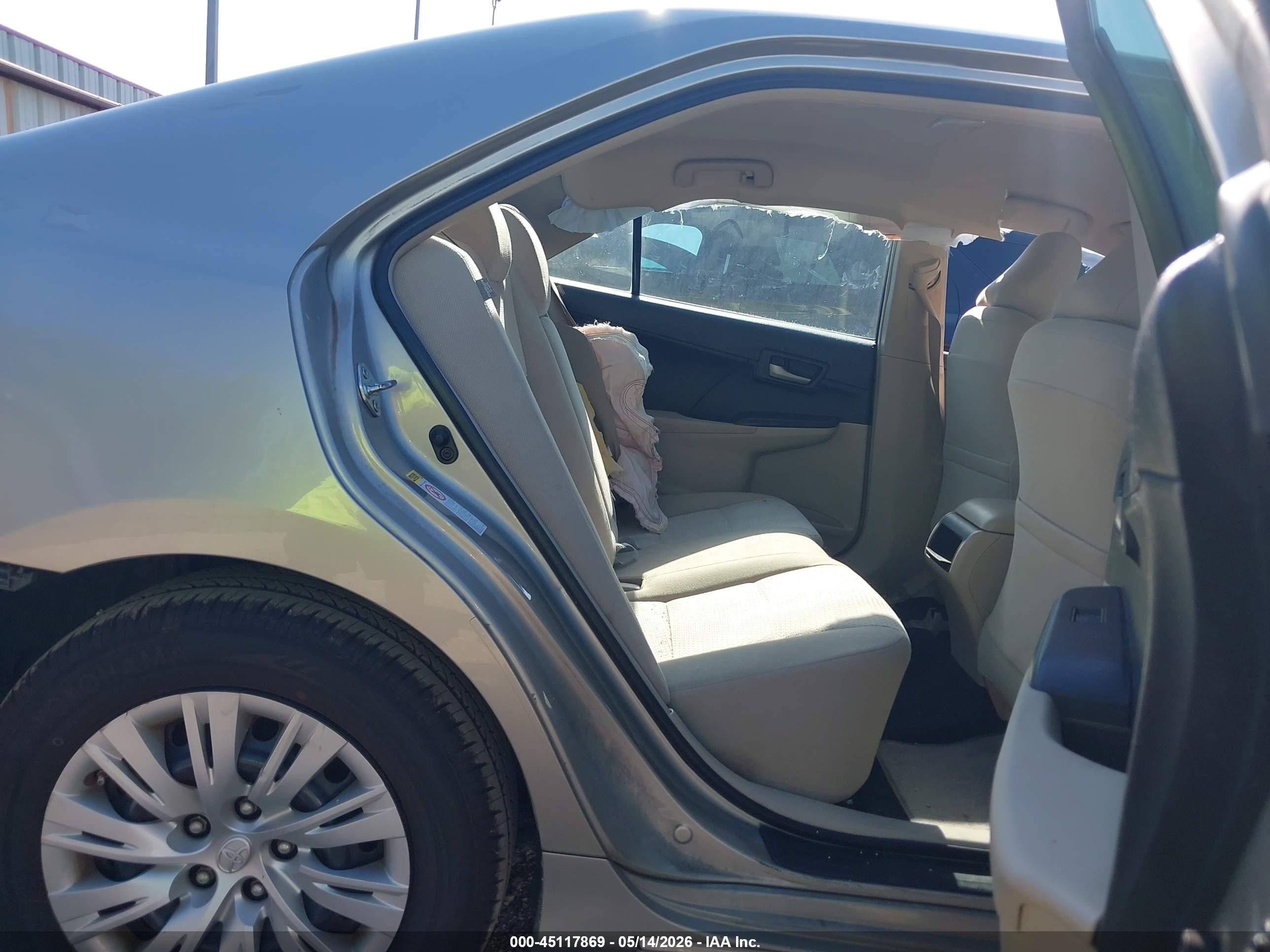 2013 Toyota Camry Le Gray vin: 4T4BF1FK9DR320925