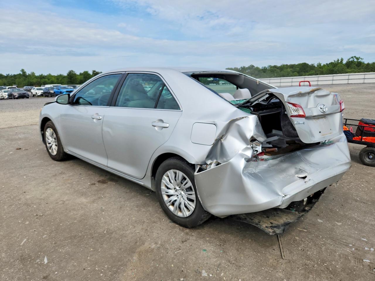 2013 Toyota Camry Le Silver vin: 4T4BF1FK9DR329236