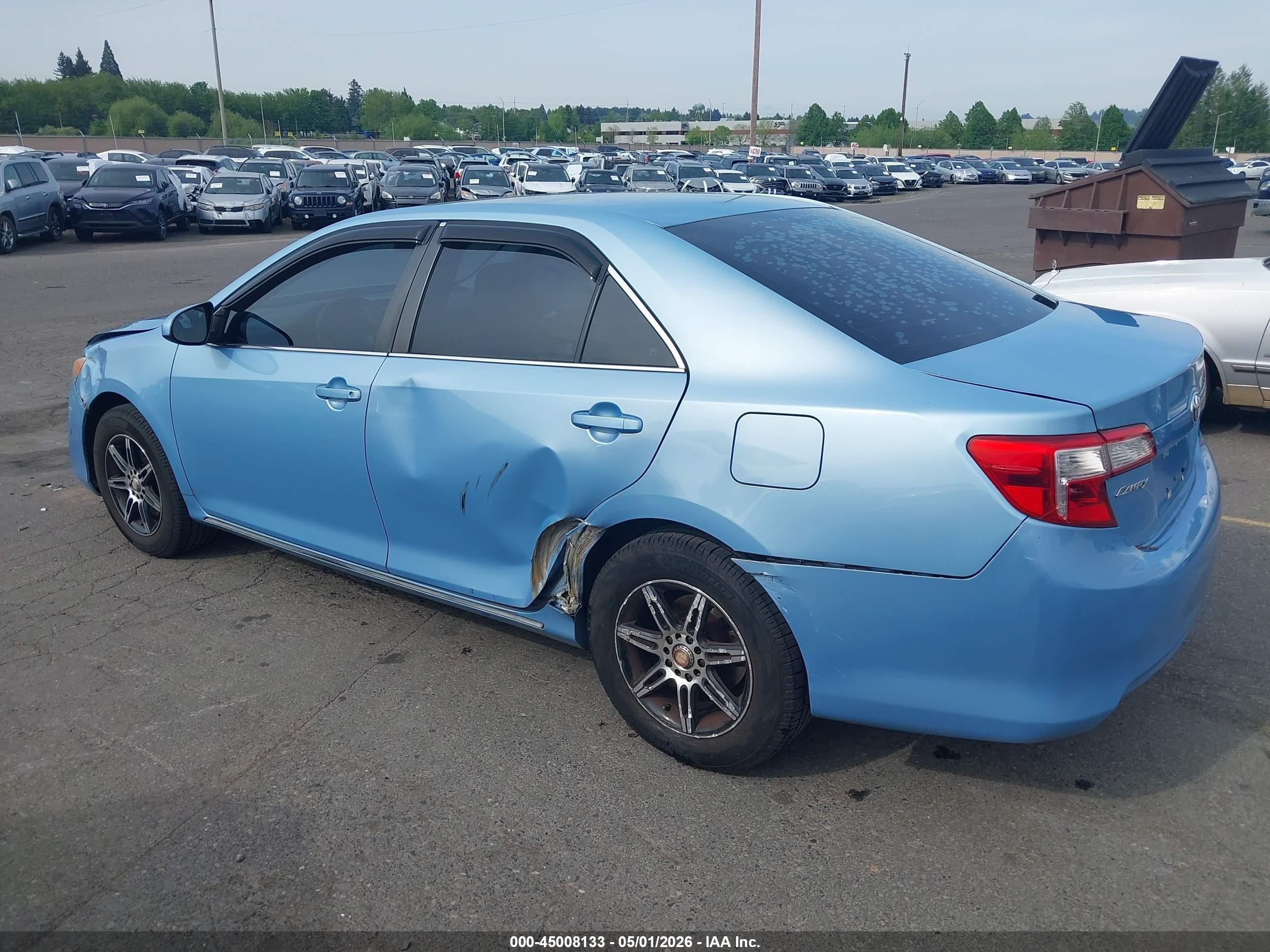 2013 Toyota Camry Le Light Blue vin: 4T4BF1FK9DR329317