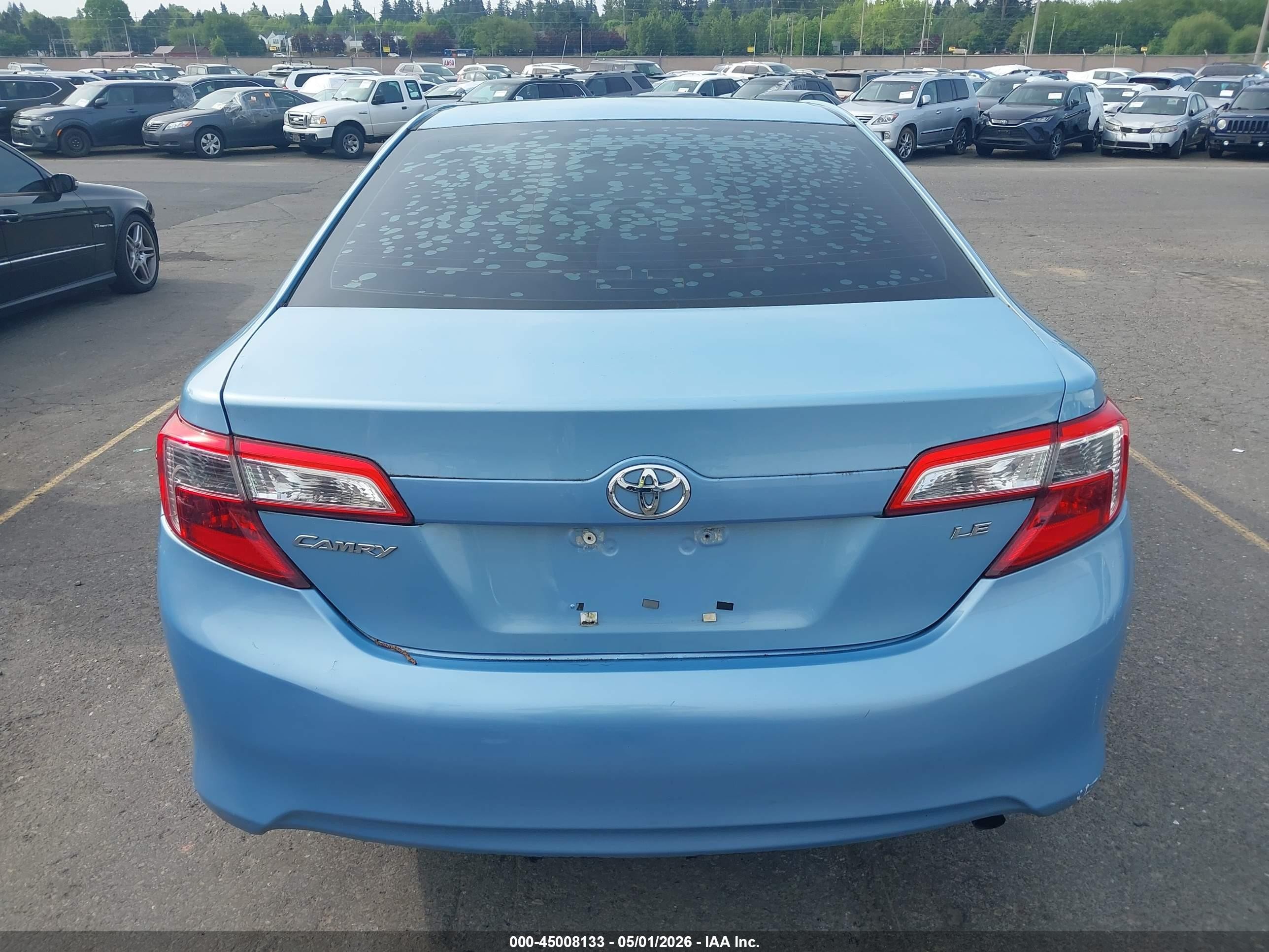 2013 Toyota Camry Le Light Blue vin: 4T4BF1FK9DR329317