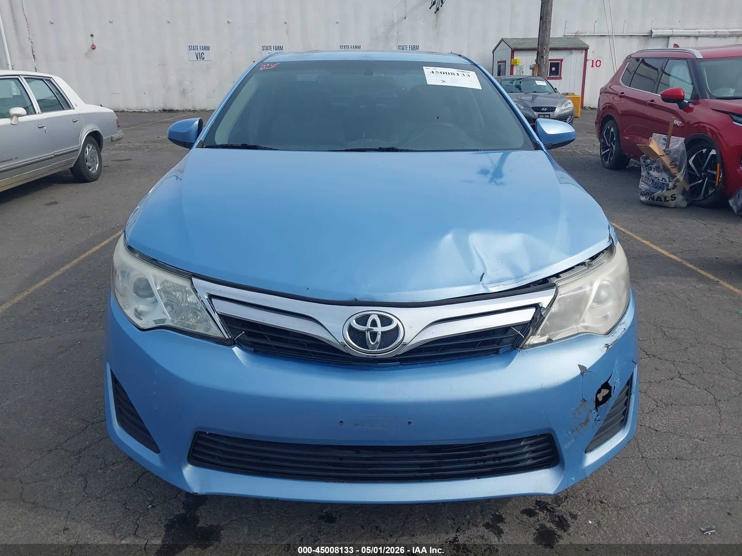 2013 Toyota Camry Le Light Blue vin: 4T4BF1FK9DR329317