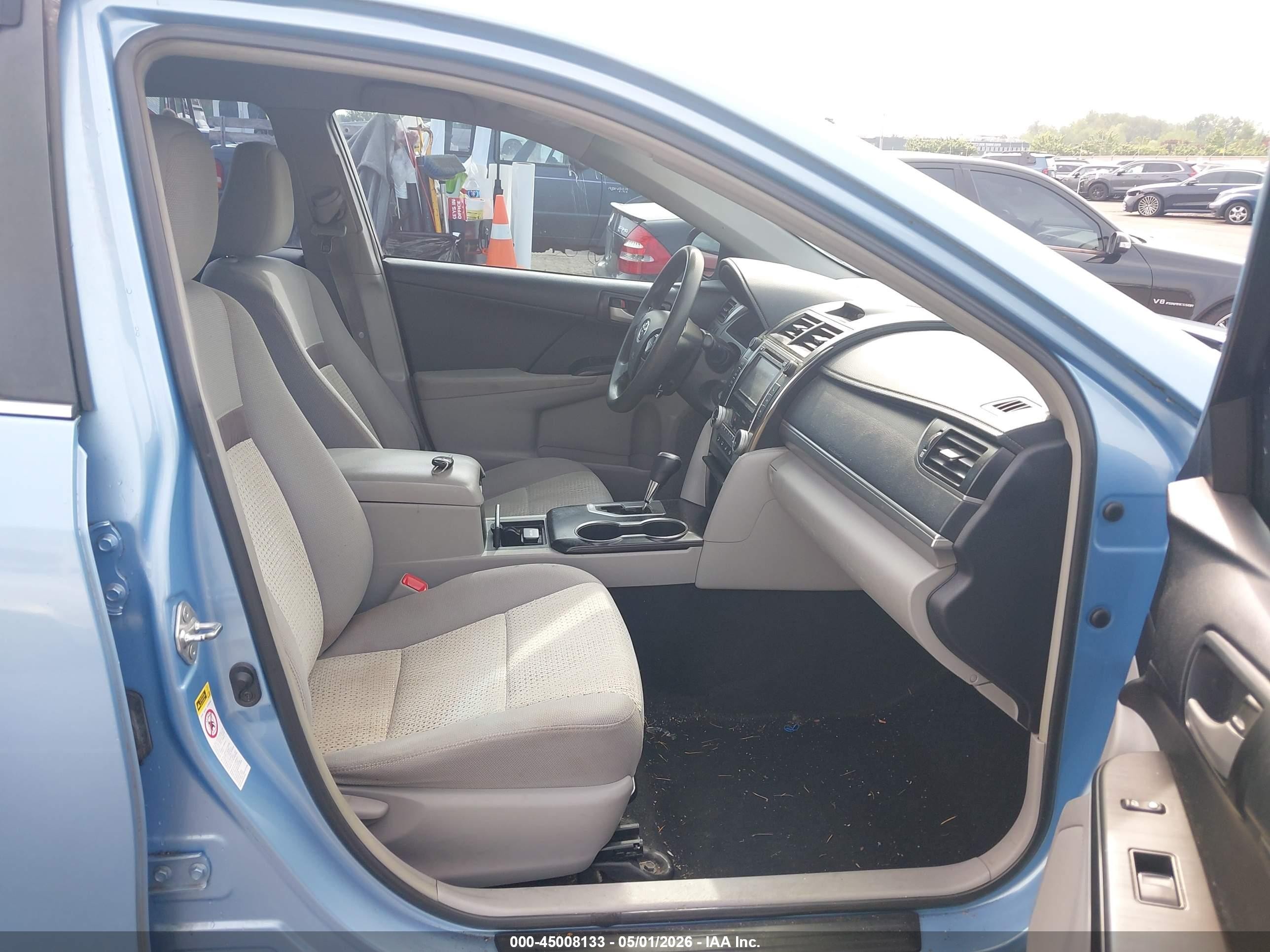 2013 Toyota Camry Le Light Blue vin: 4T4BF1FK9DR329317