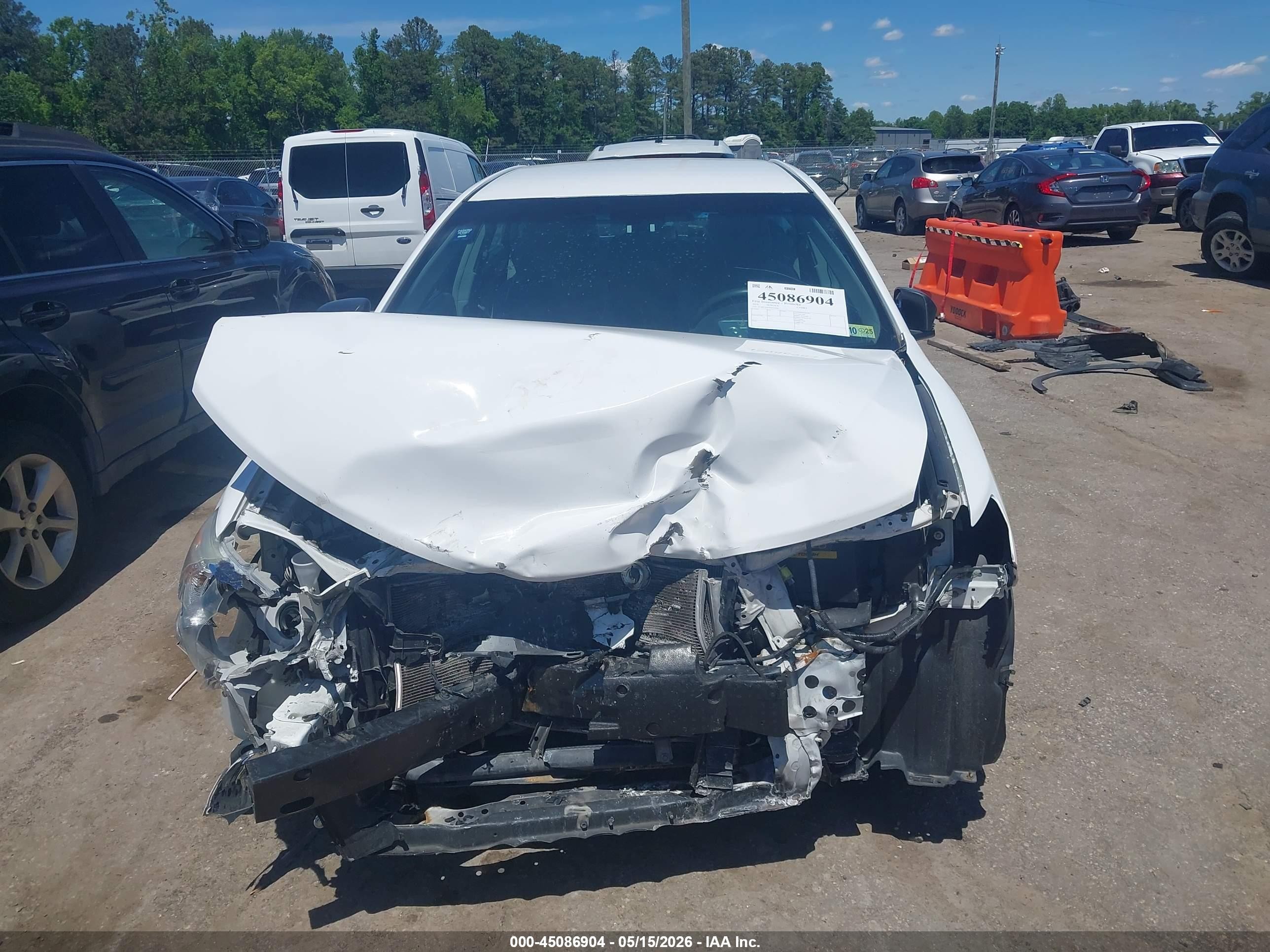 2014 Toyota Camry Le White vin: 4T4BF1FK9ER339945