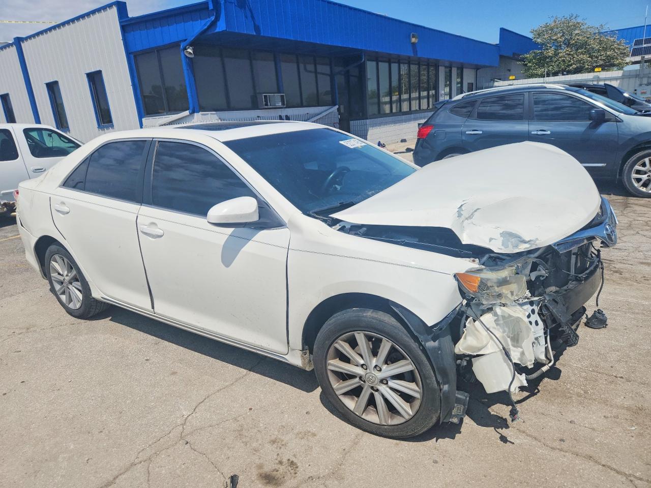 2014 Toyota Camry Xle White vin: 4T4BF1FK9ER345101
