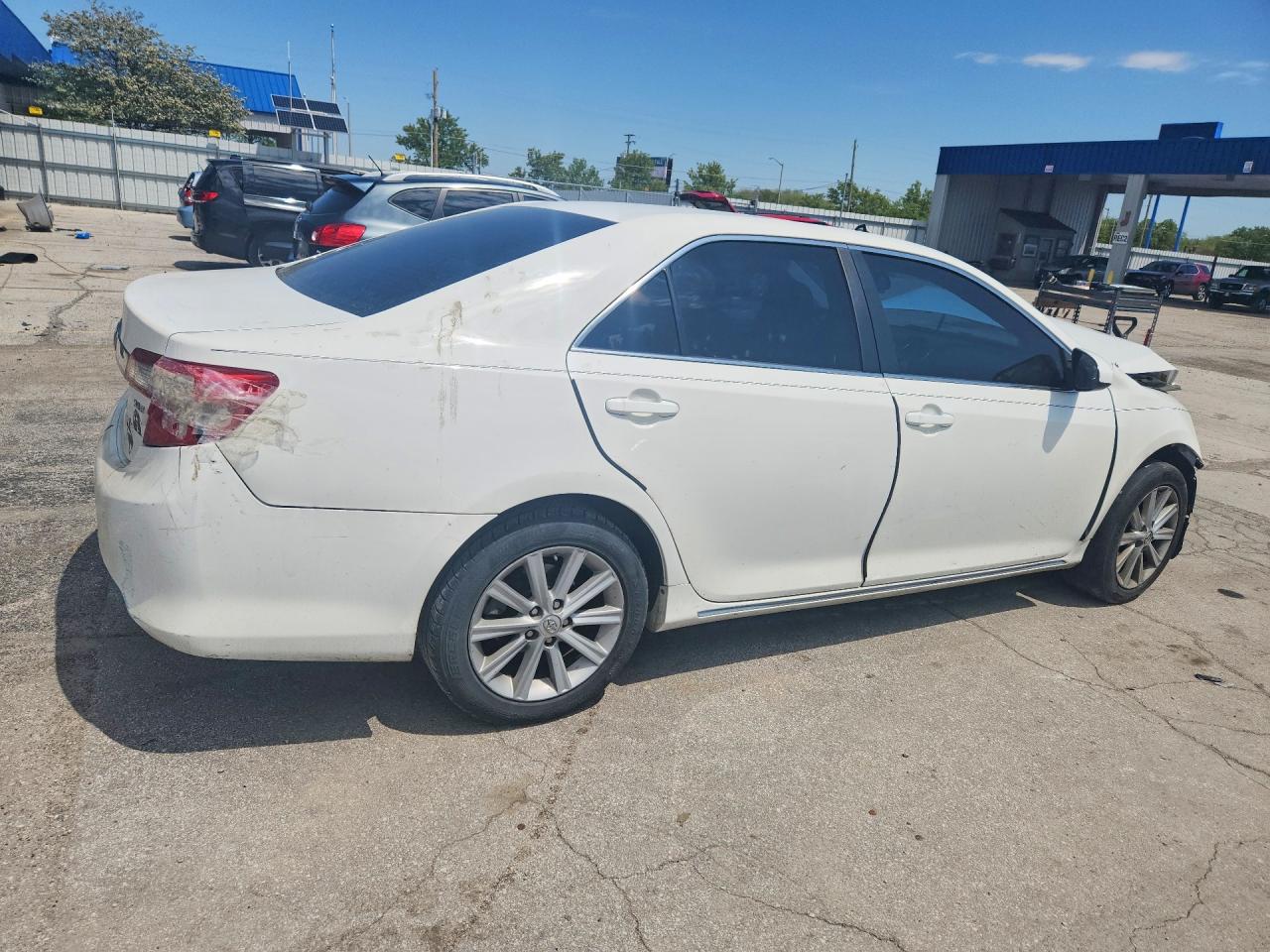 2014 Toyota Camry Xle White vin: 4T4BF1FK9ER345101