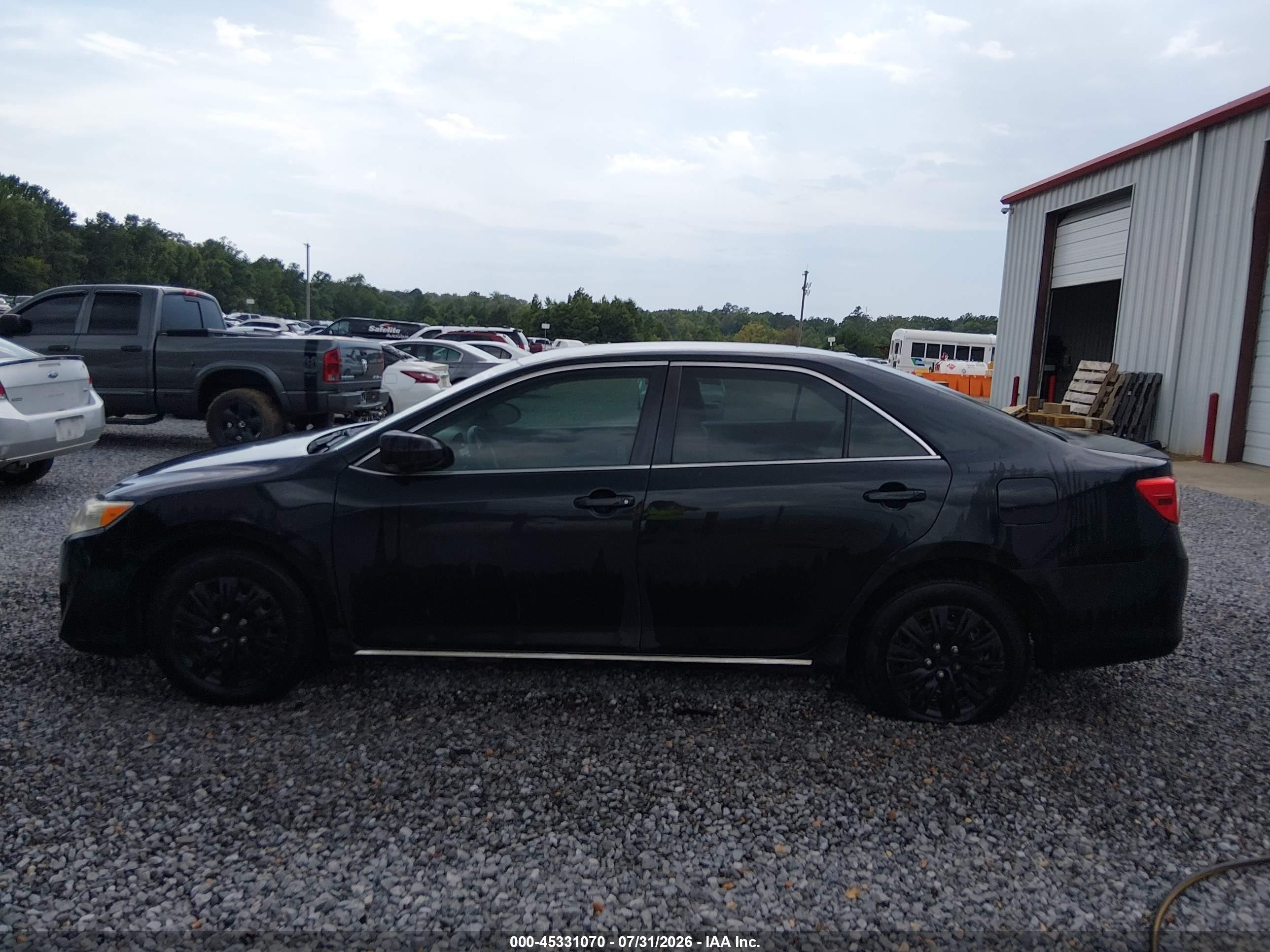 2014 Toyota Camry Le Black vin: 4T4BF1FK9ER350508