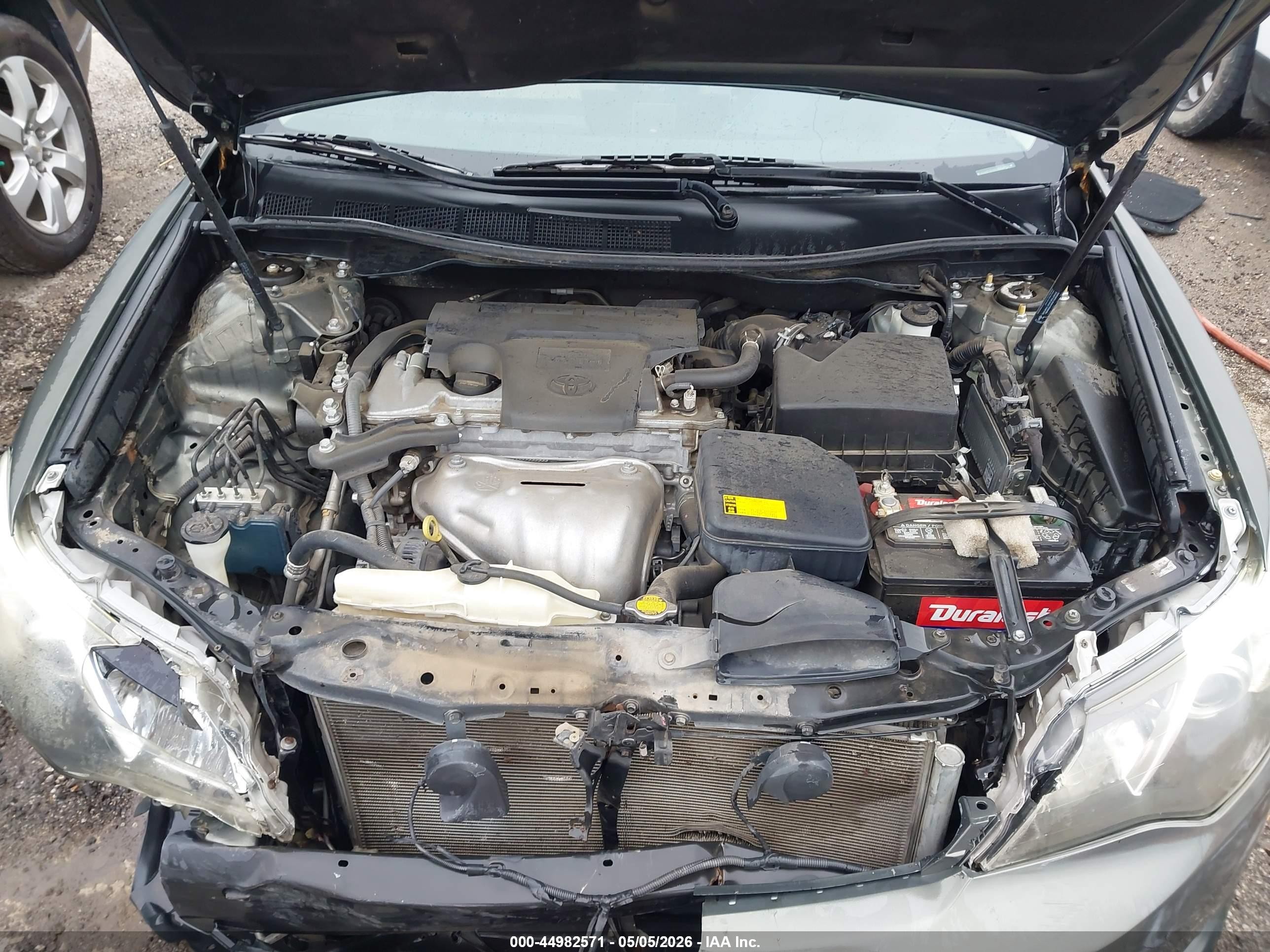 2014 Toyota Camry Le Brown vin: 4T4BF1FK9ER353425