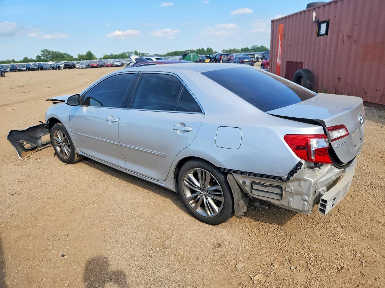 2014 Toyota Camry Le Silver vin: 4T4BF1FK9ER360262