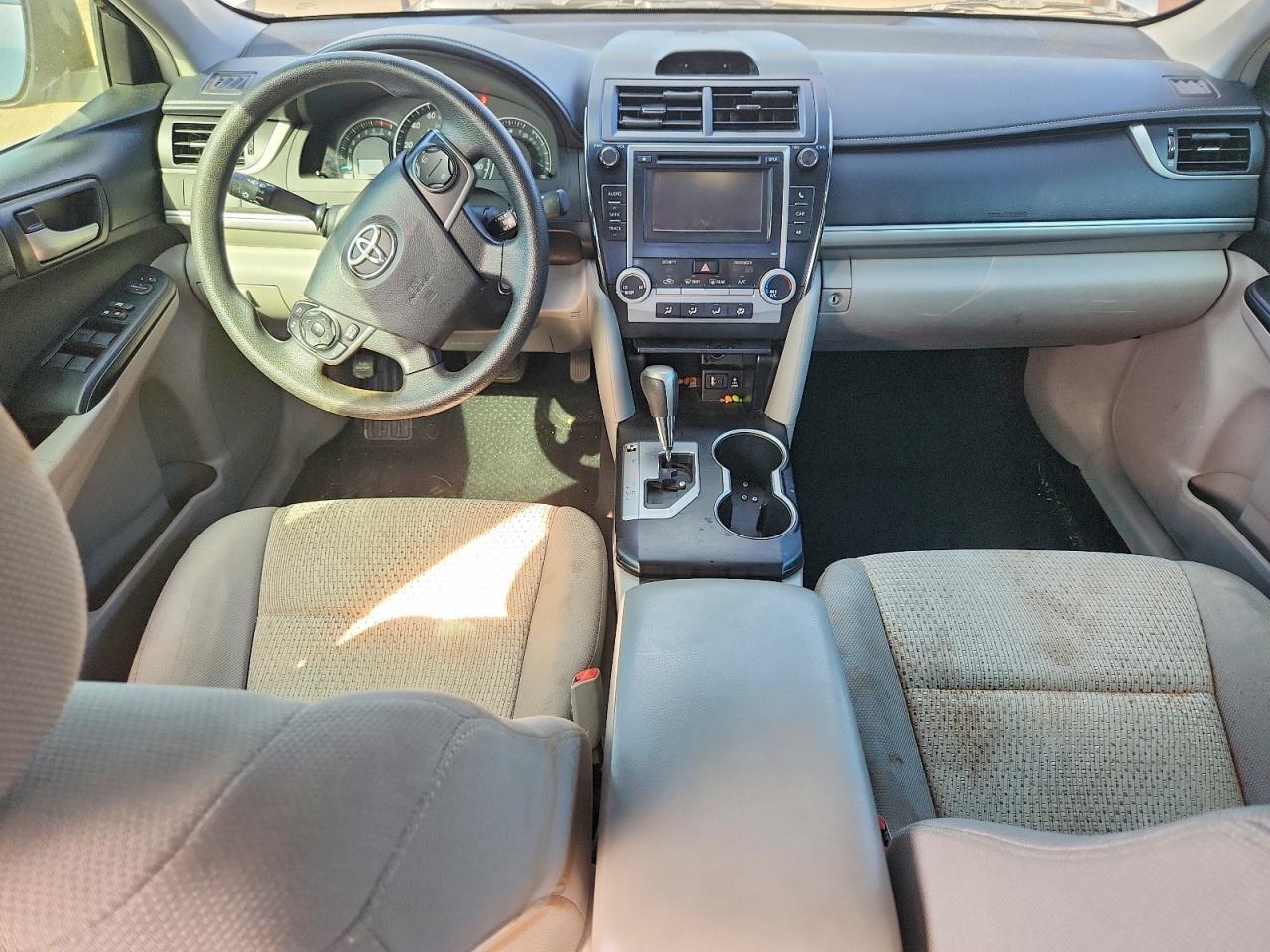 2014 Toyota Camry Le Silver vin: 4T4BF1FK9ER360262