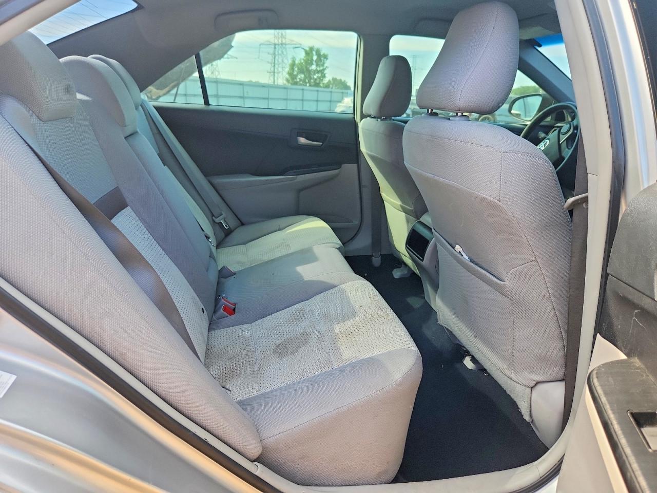 2014 Toyota Camry Le Silver vin: 4T4BF1FK9ER360262
