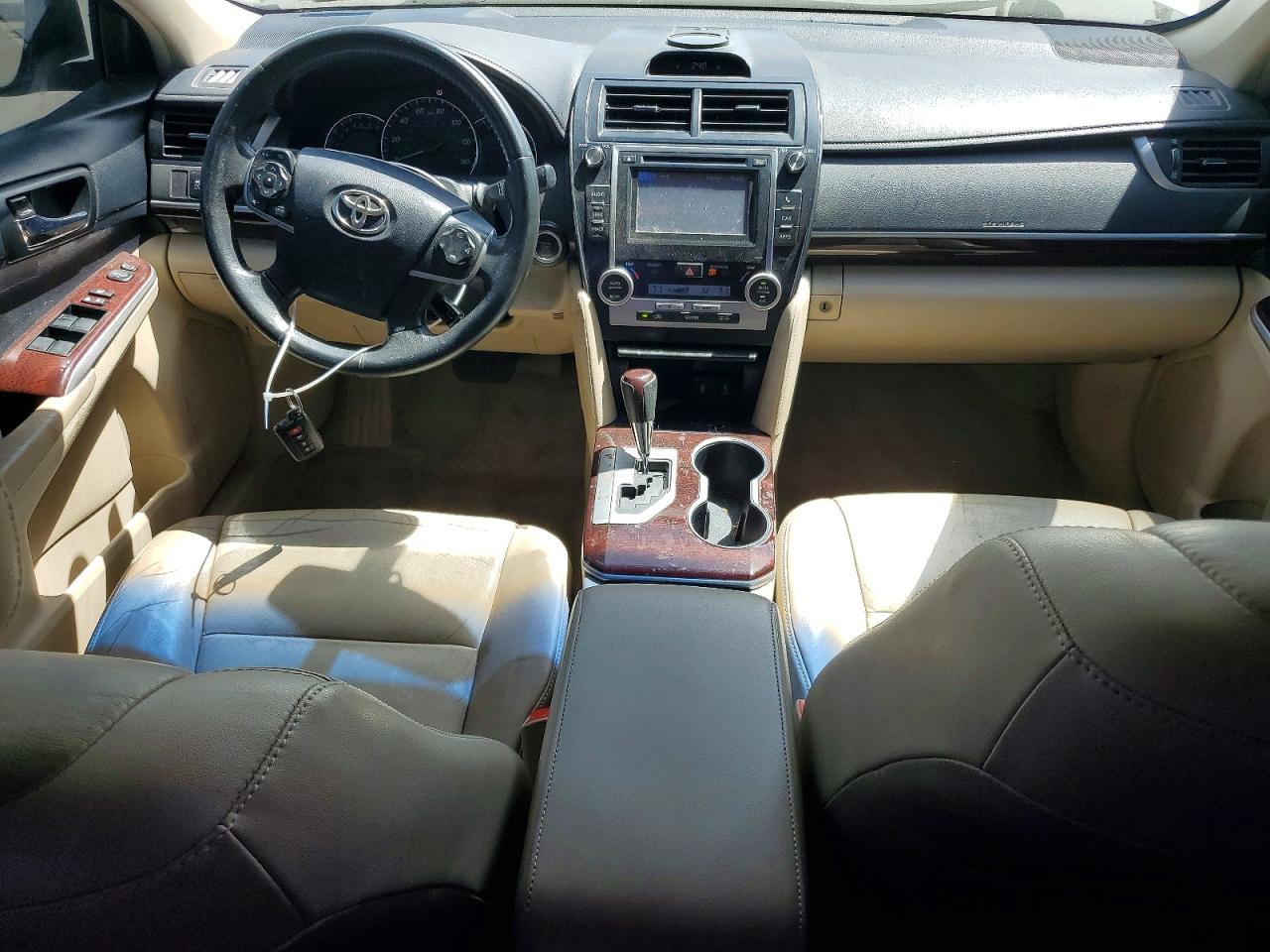 2014 Toyota Camry Xle White vin: 4T4BF1FK9ER371956
