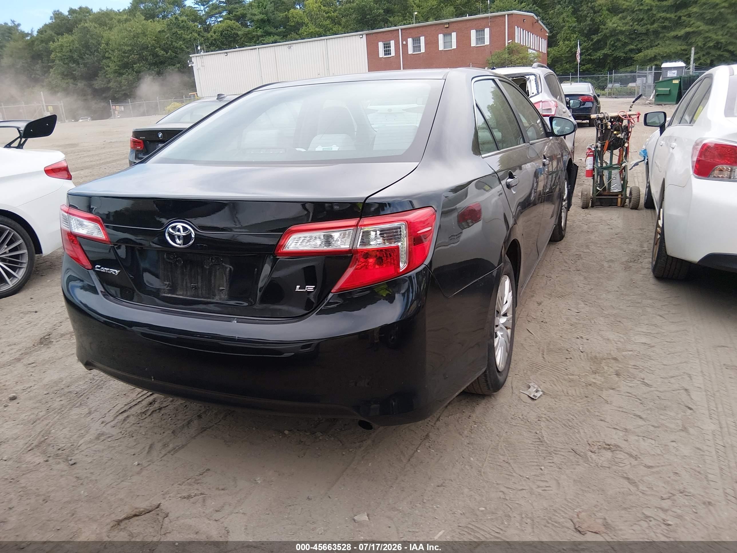 2014 Toyota Camry Le Черный vin: 4T4BF1FK9ER378955