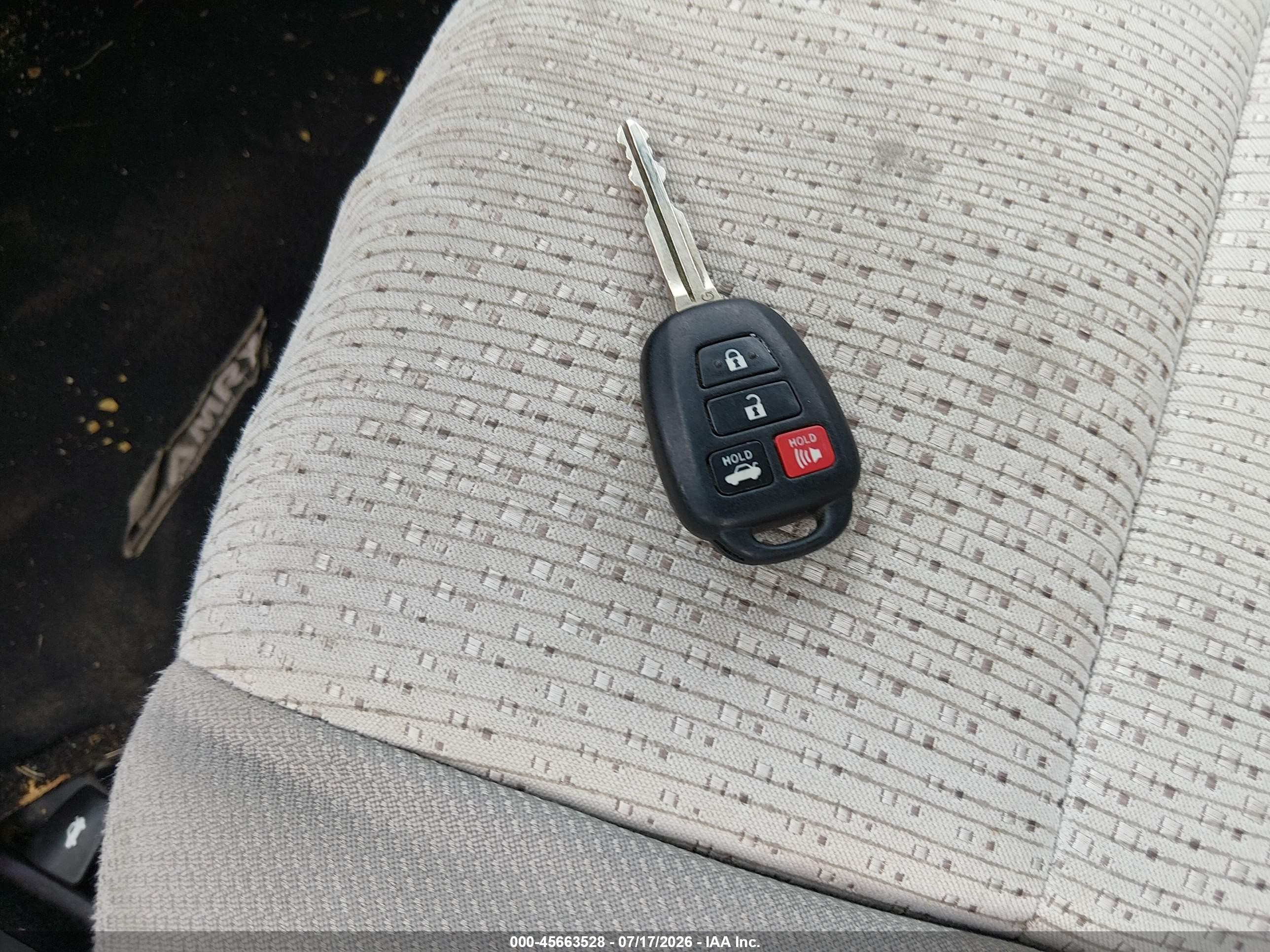 2014 Toyota Camry Le Черный vin: 4T4BF1FK9ER378955