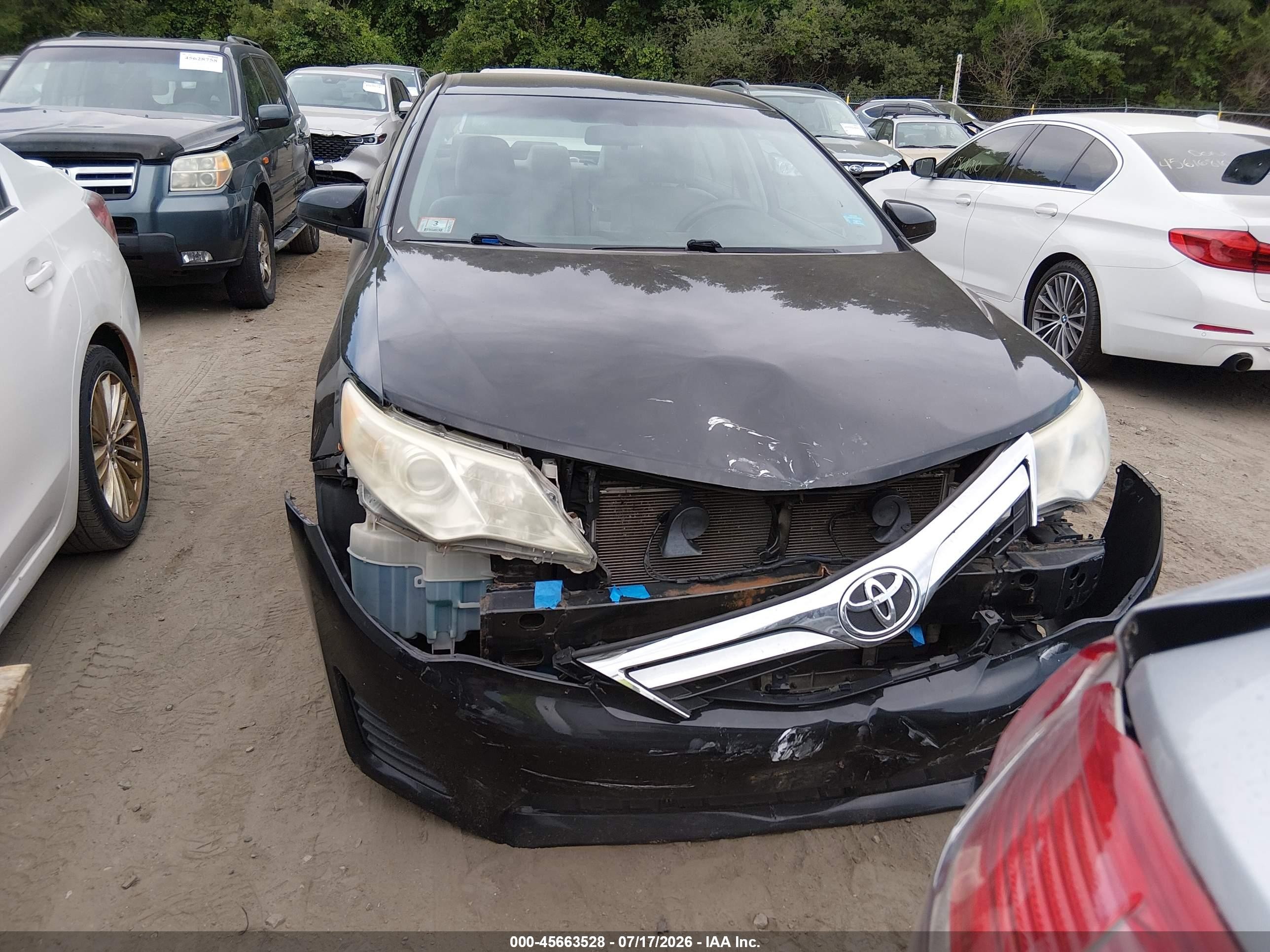 2014 Toyota Camry Le Черный vin: 4T4BF1FK9ER378955