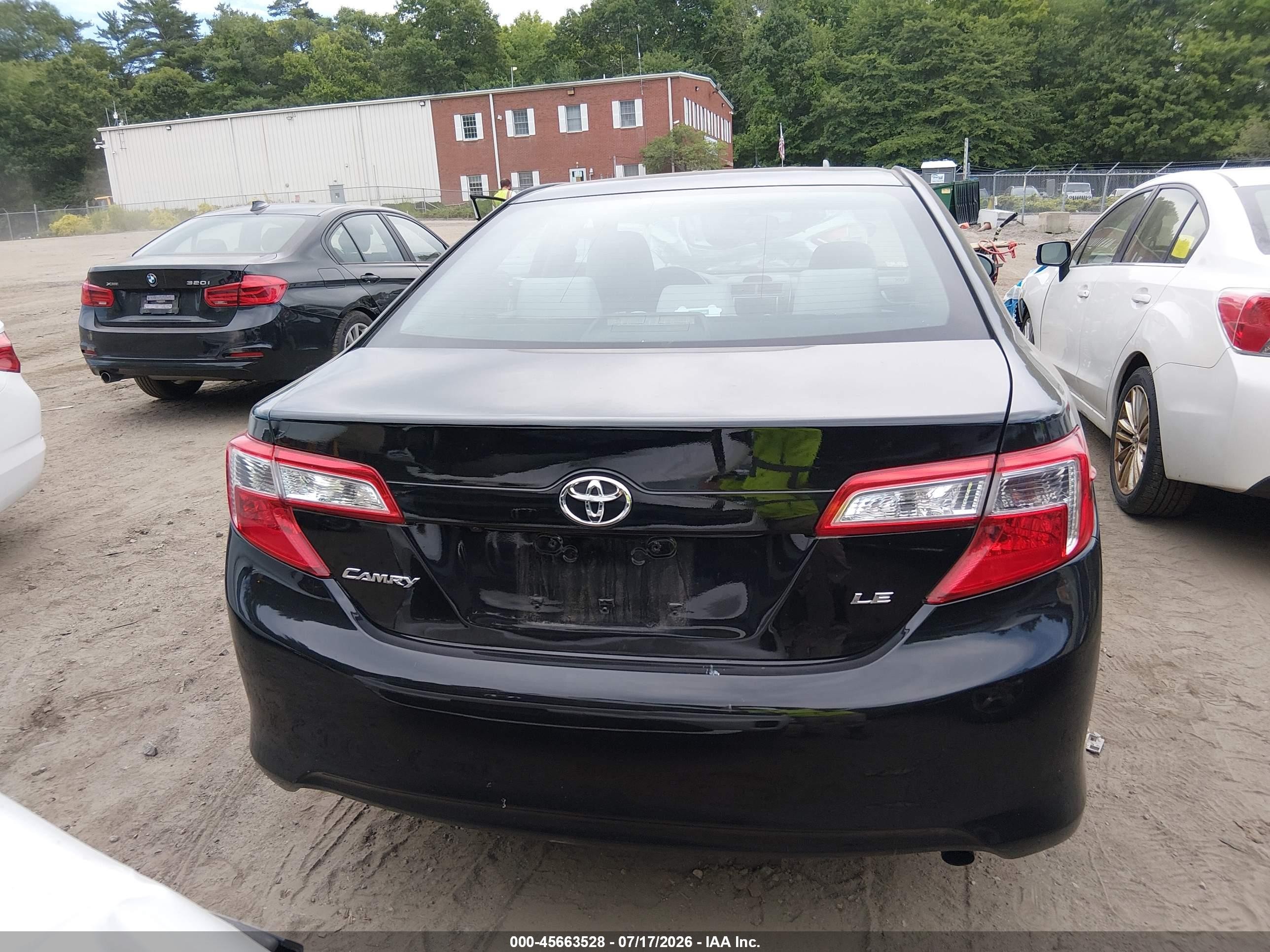 2014 Toyota Camry Le Черный vin: 4T4BF1FK9ER378955